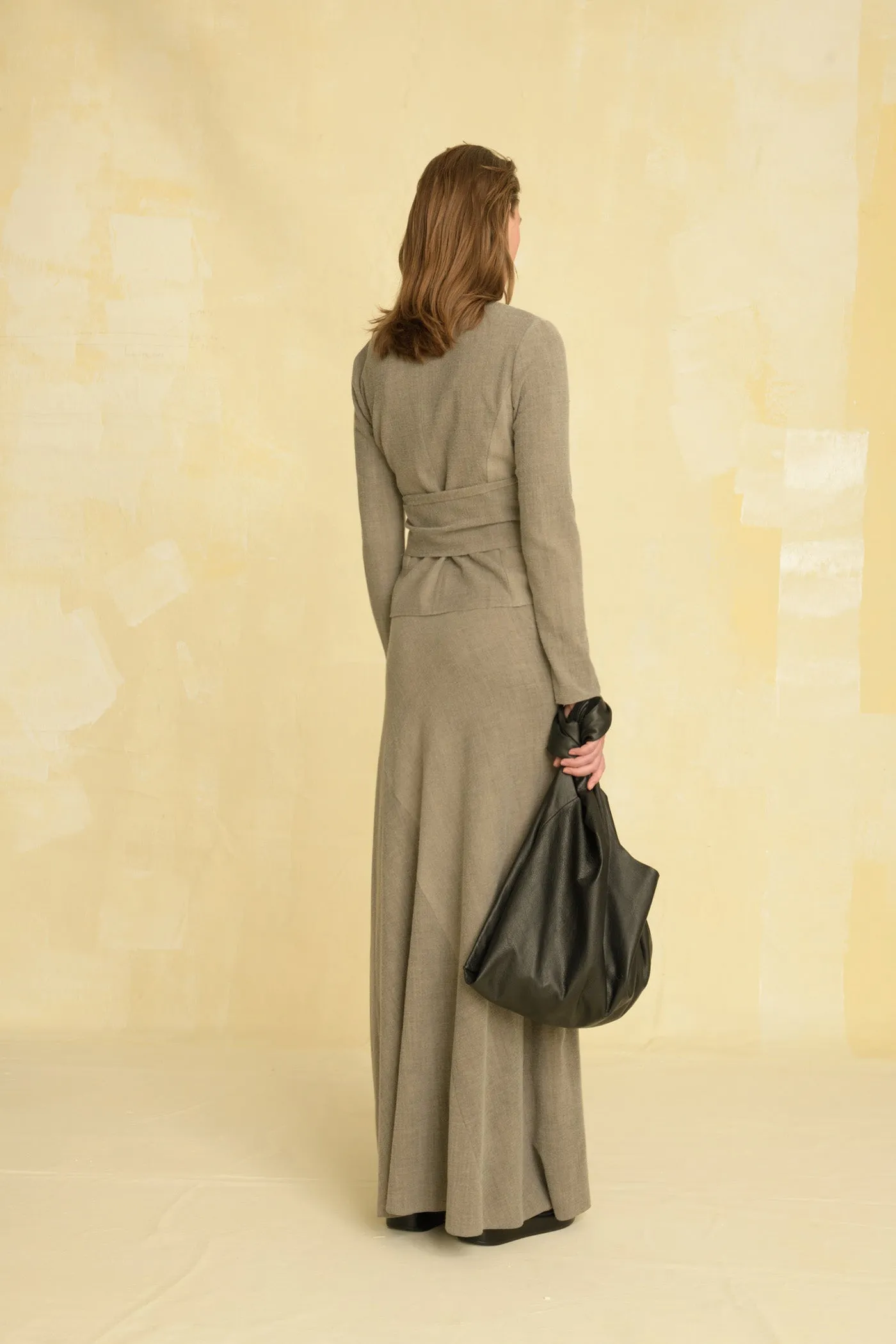 Felicita, chaqueta cruzada en lana virgen sold by Cortana product image thumbnail 5
