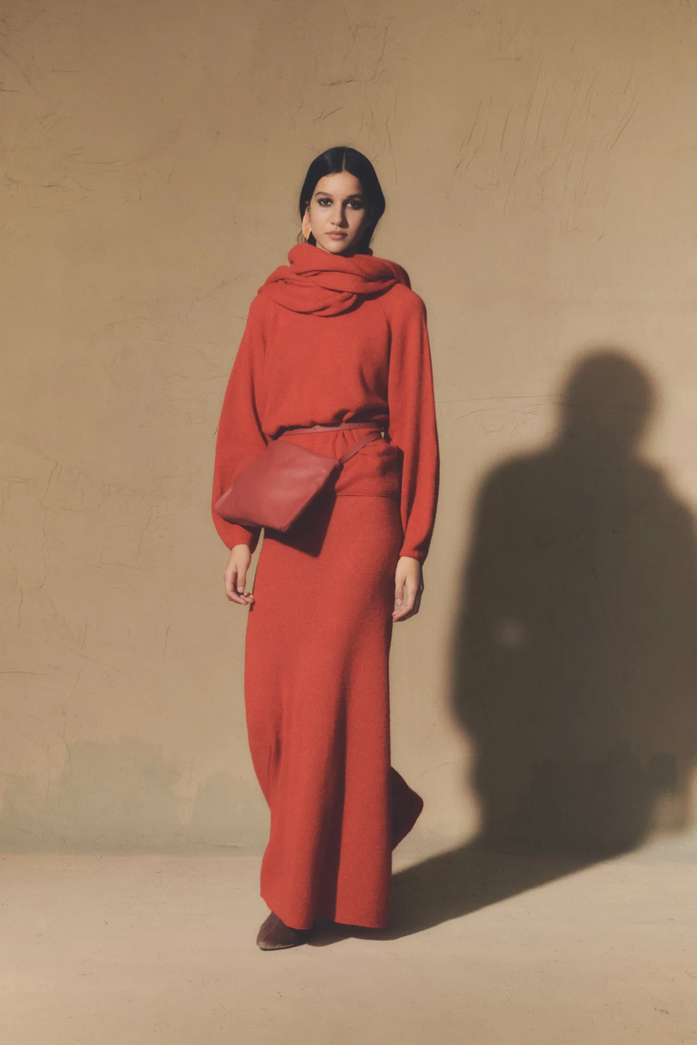 Marlon, falda larga de punto rojo sold by Cortana product image thumbnail 4