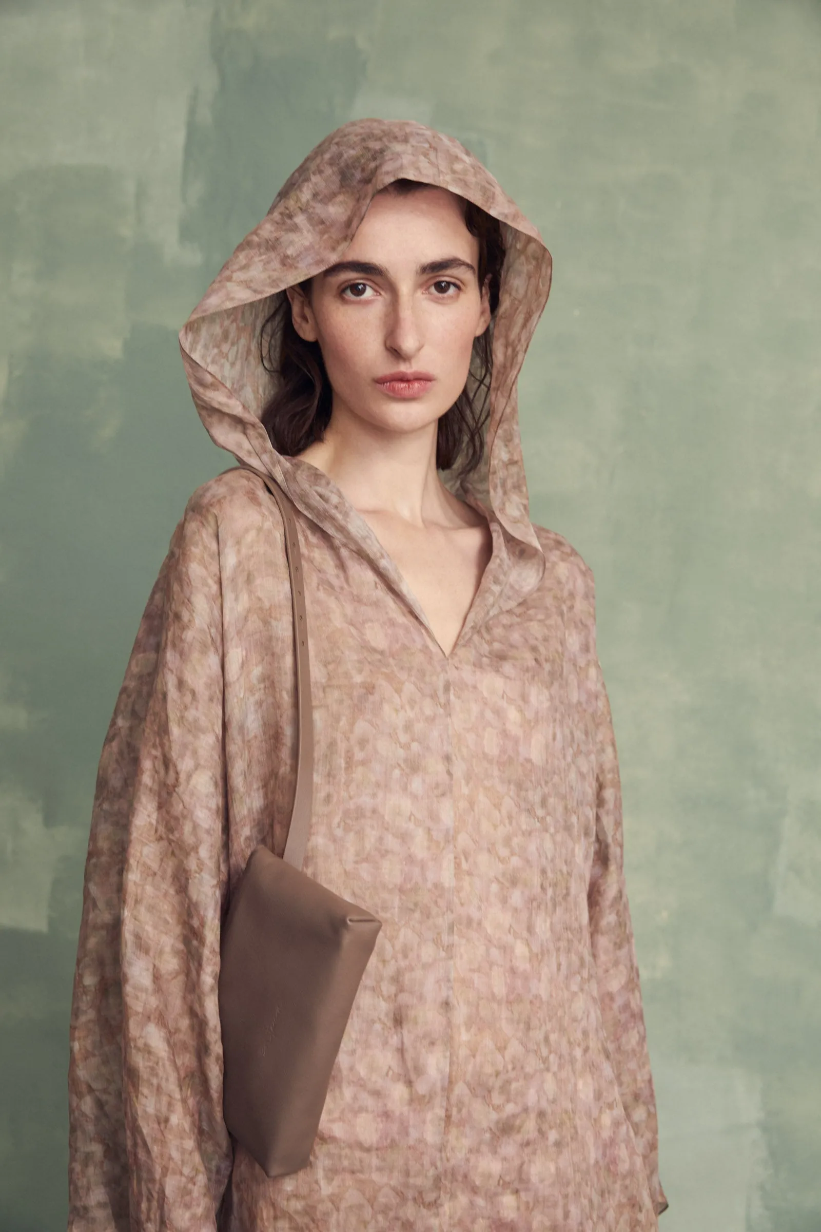 Petra, riñonera en cuero beige sold by Cortana product image thumbnail 4