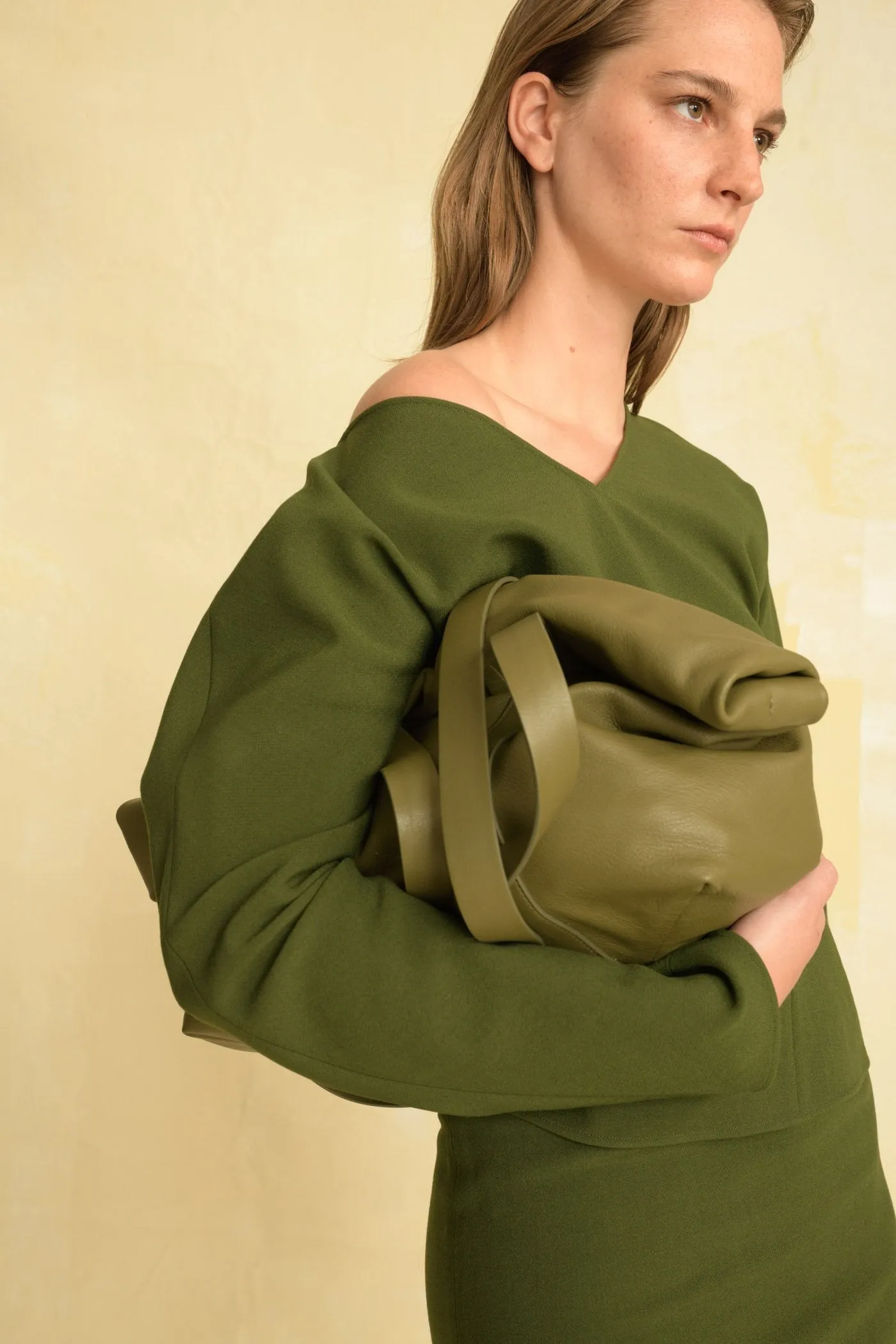 Sienna, top verde sold by Cortana product image thumbnail 3