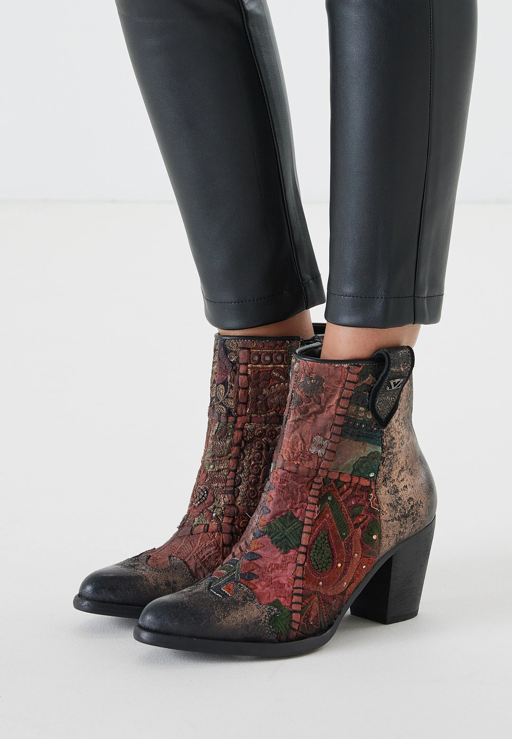 Dames Enkellaarsjes 85.605 Bronze sold by Lazmani product image thumbnail 5