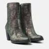 Dames Enkellaarsjes 85.602 Purple-Disco sold by Lazmani