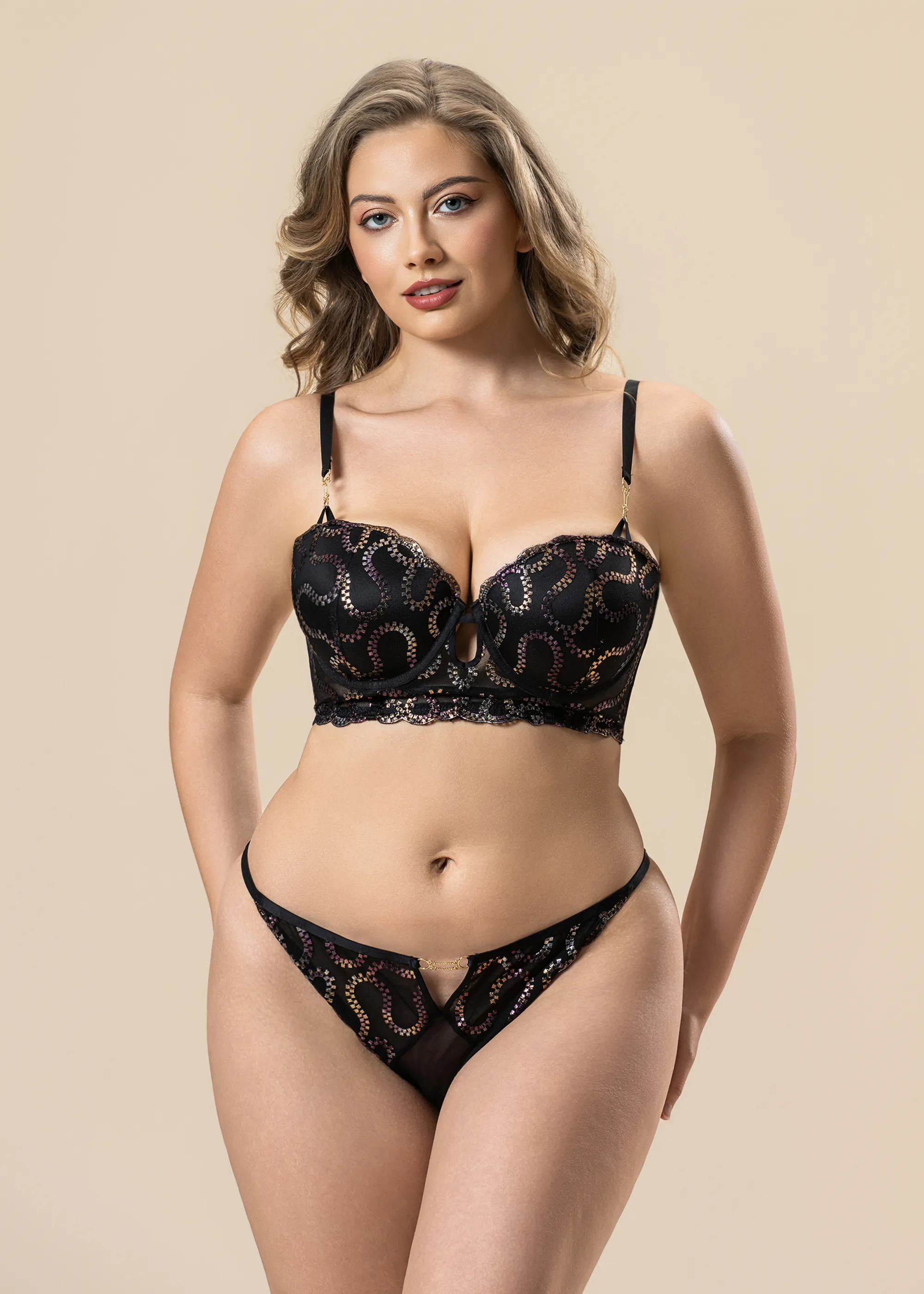 VALE Plus Gold-Foil Embroidery Lace Hipster Panties sold by UCA Lingerie product image thumbnail 5