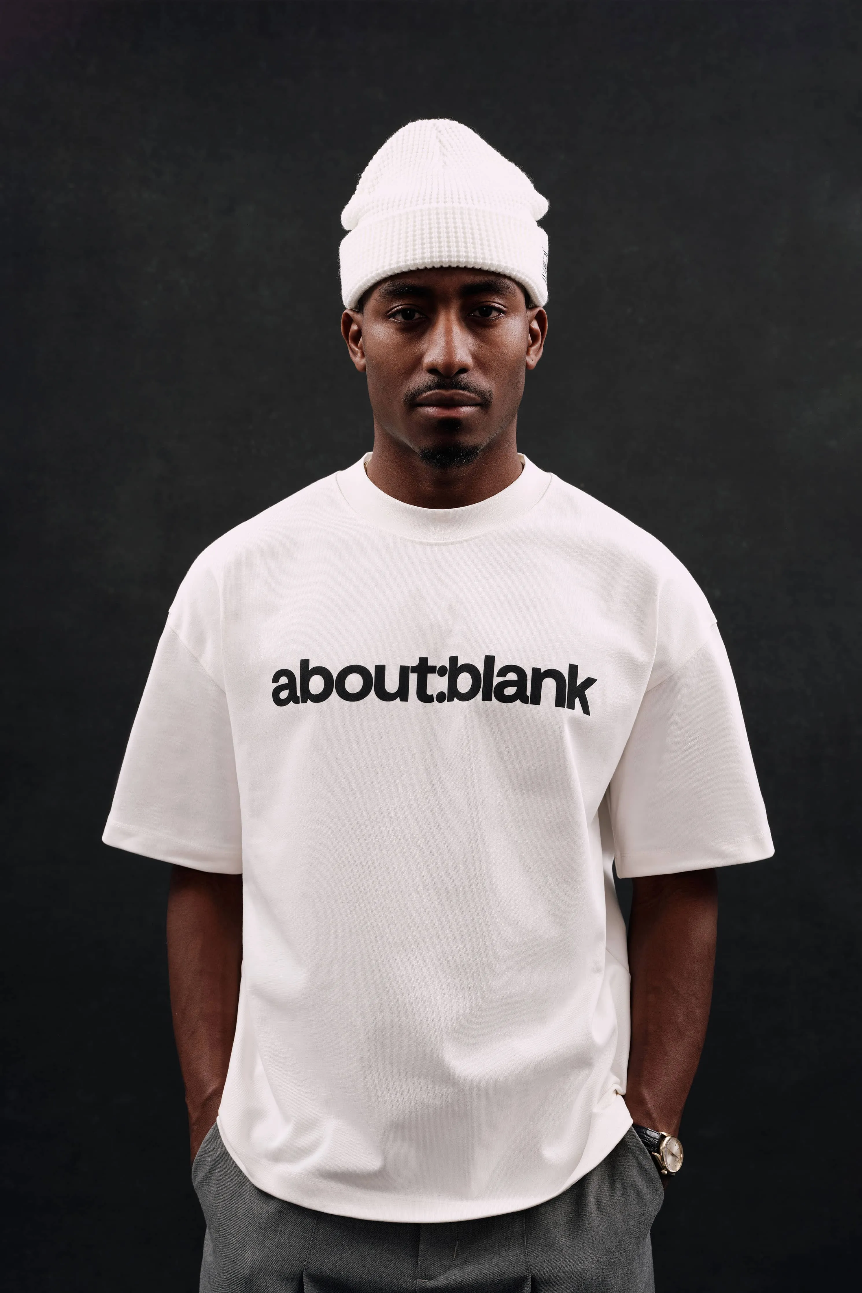 block mock neck t-shirt oat/black sold by about:blank product image thumbnail 4