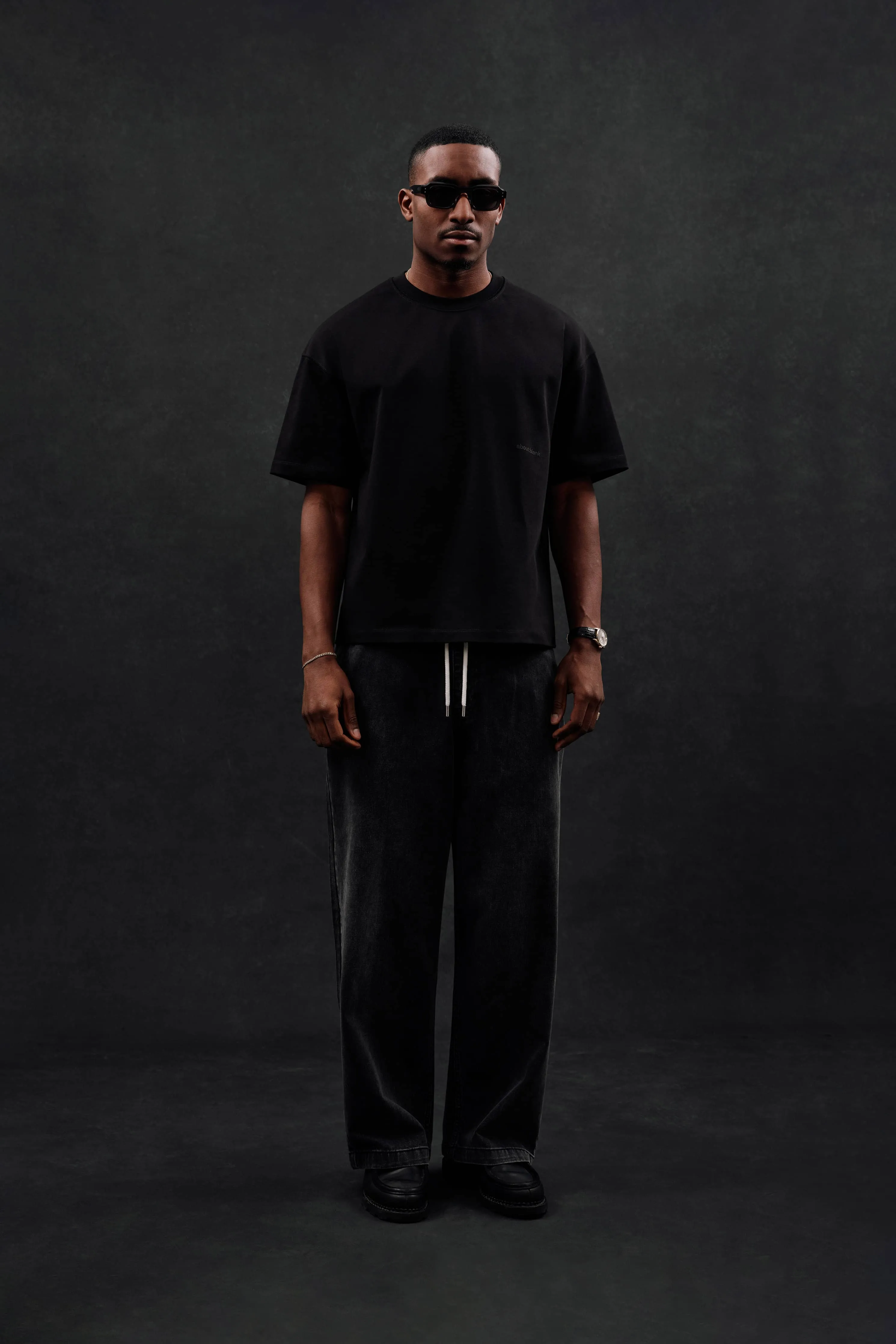 box t-shirt black/black sold by about:blank product image thumbnail 3