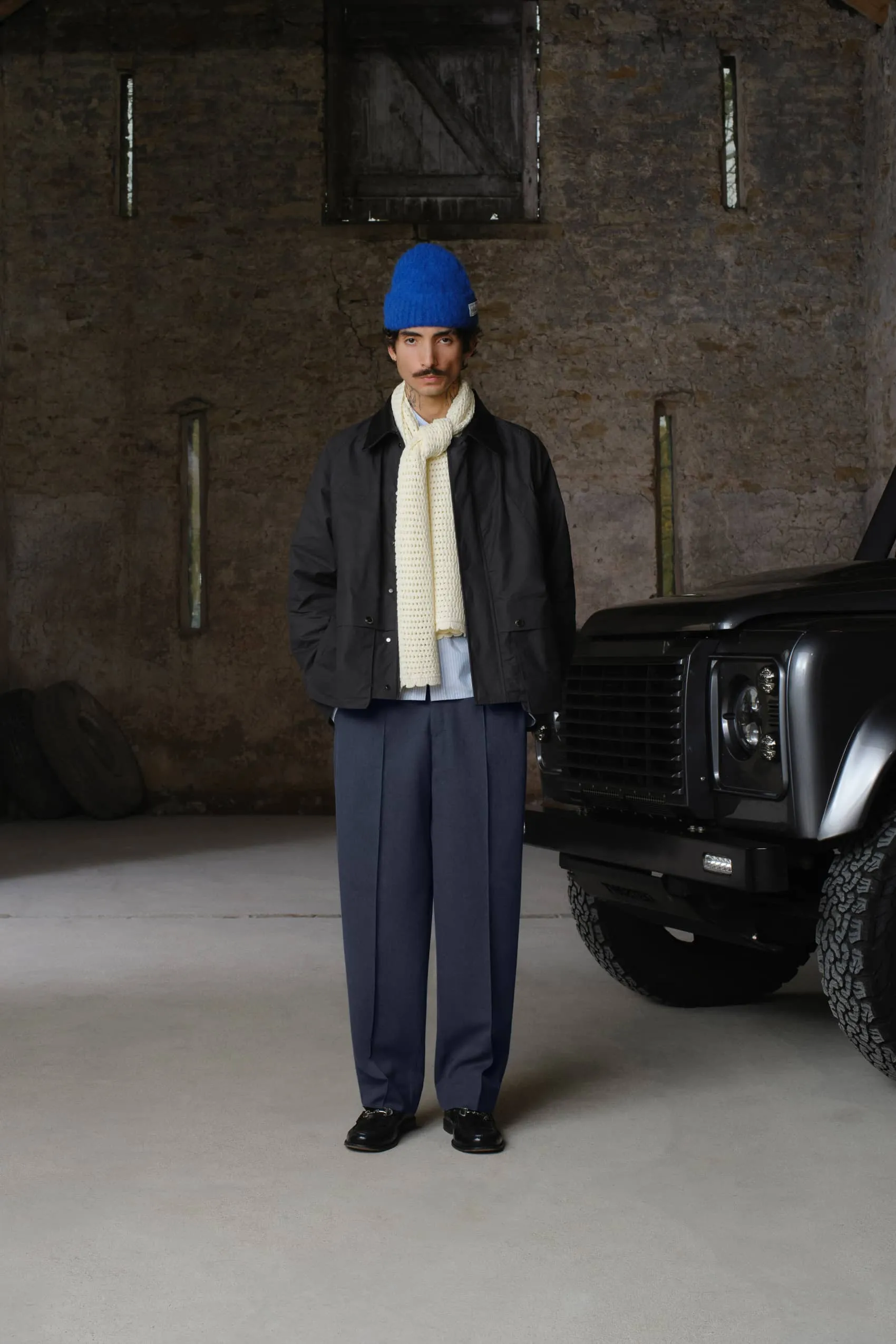 everyday pleated trouser navy sold by about:blank product image thumbnail 2