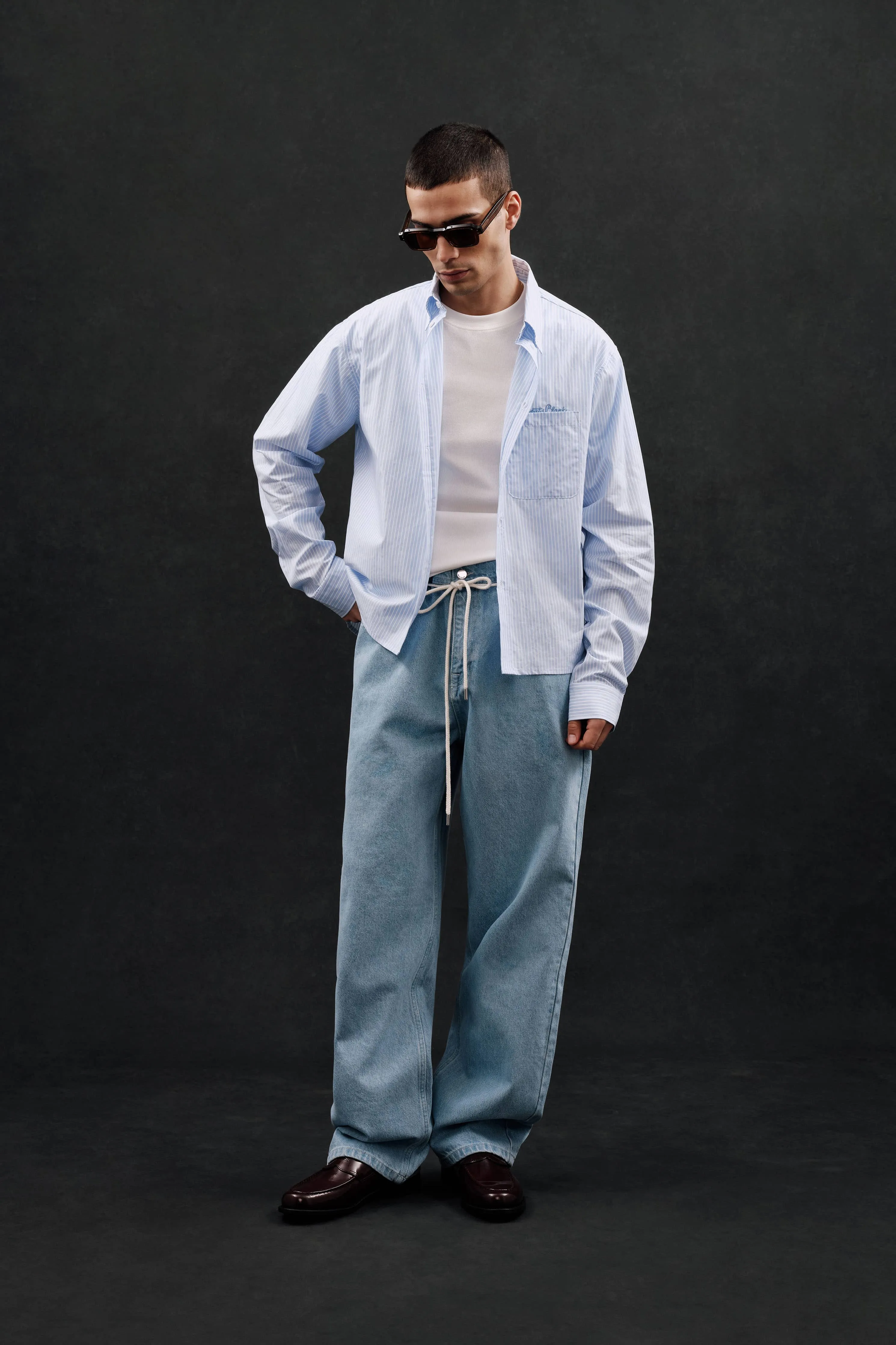 striped oxford shirt white/blue sold by about:blank product image thumbnail 3