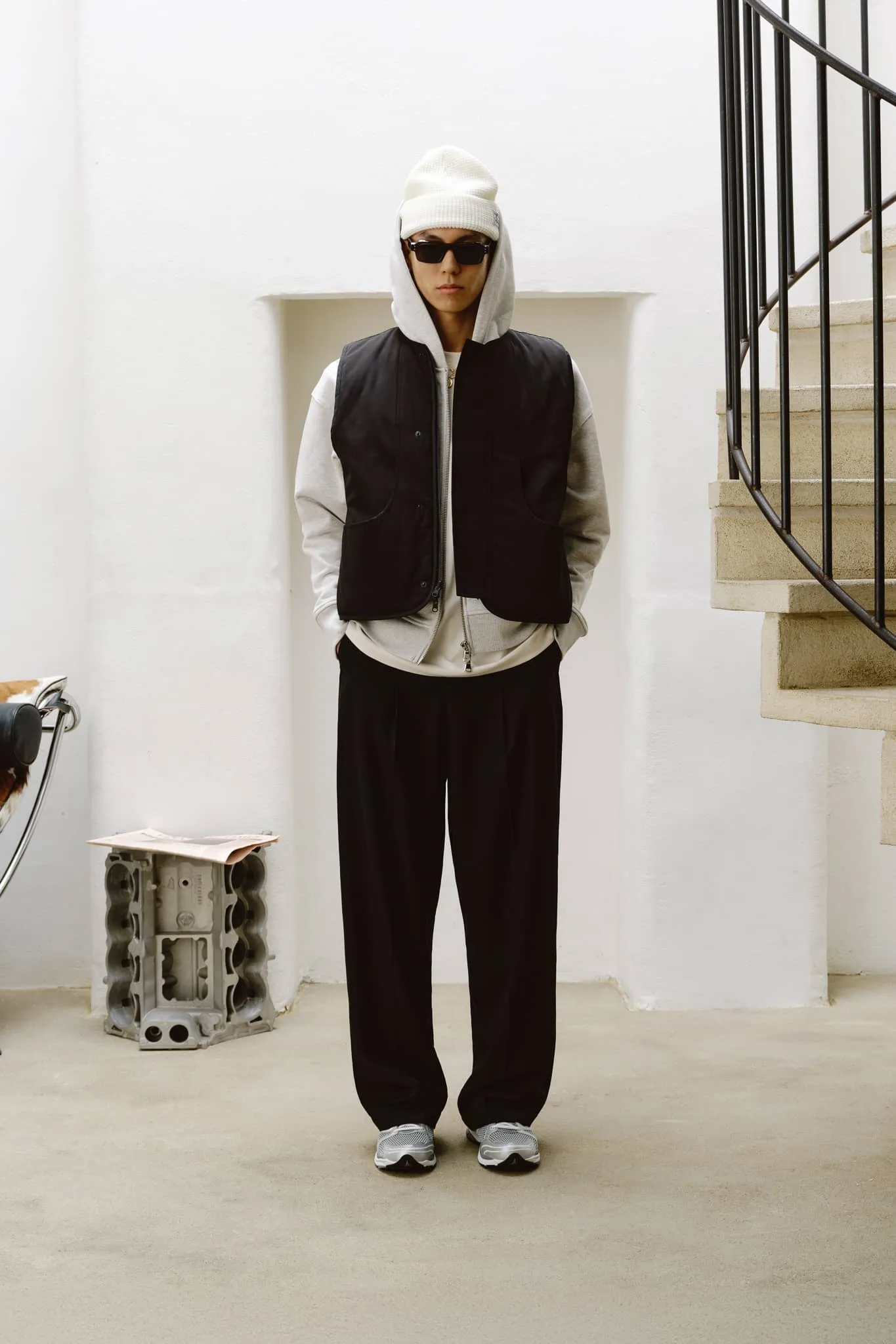 tailored wide leg trouser black sold by about:blank product image thumbnail 3