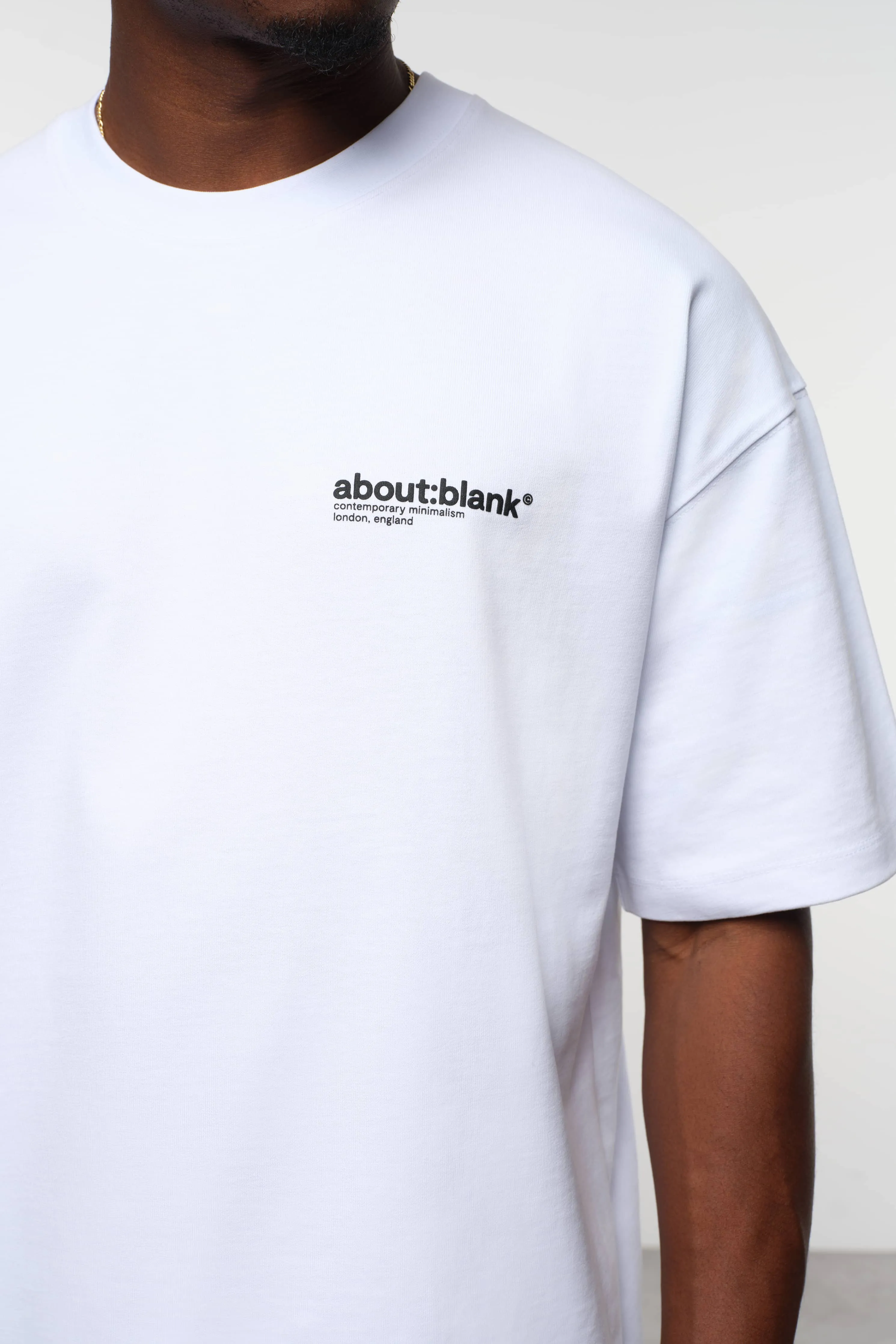 collection t-shirt white/black sold by about:blank product image thumbnail 4