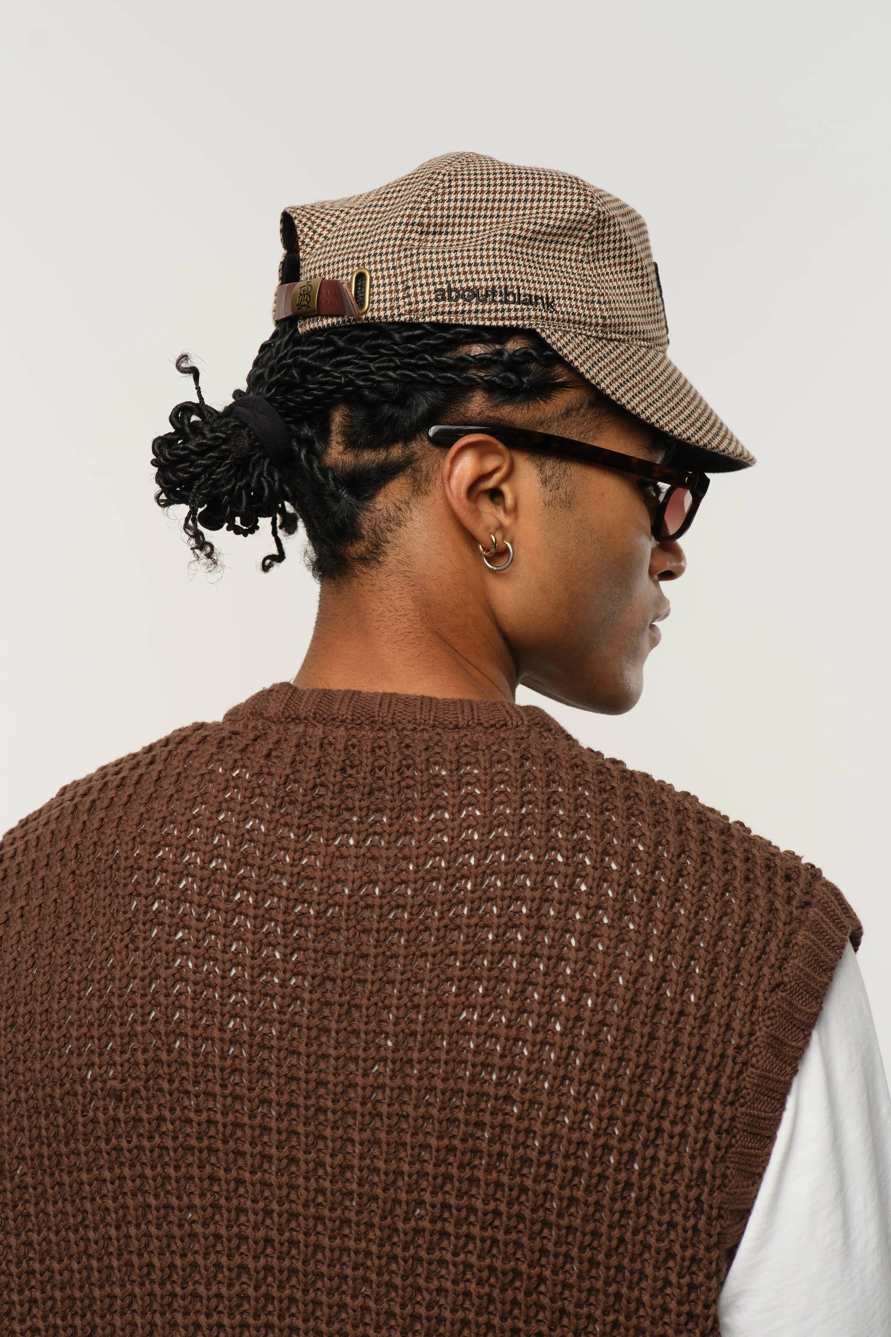 moss stitch knitted vest brown sold by about:blank product image thumbnail 4