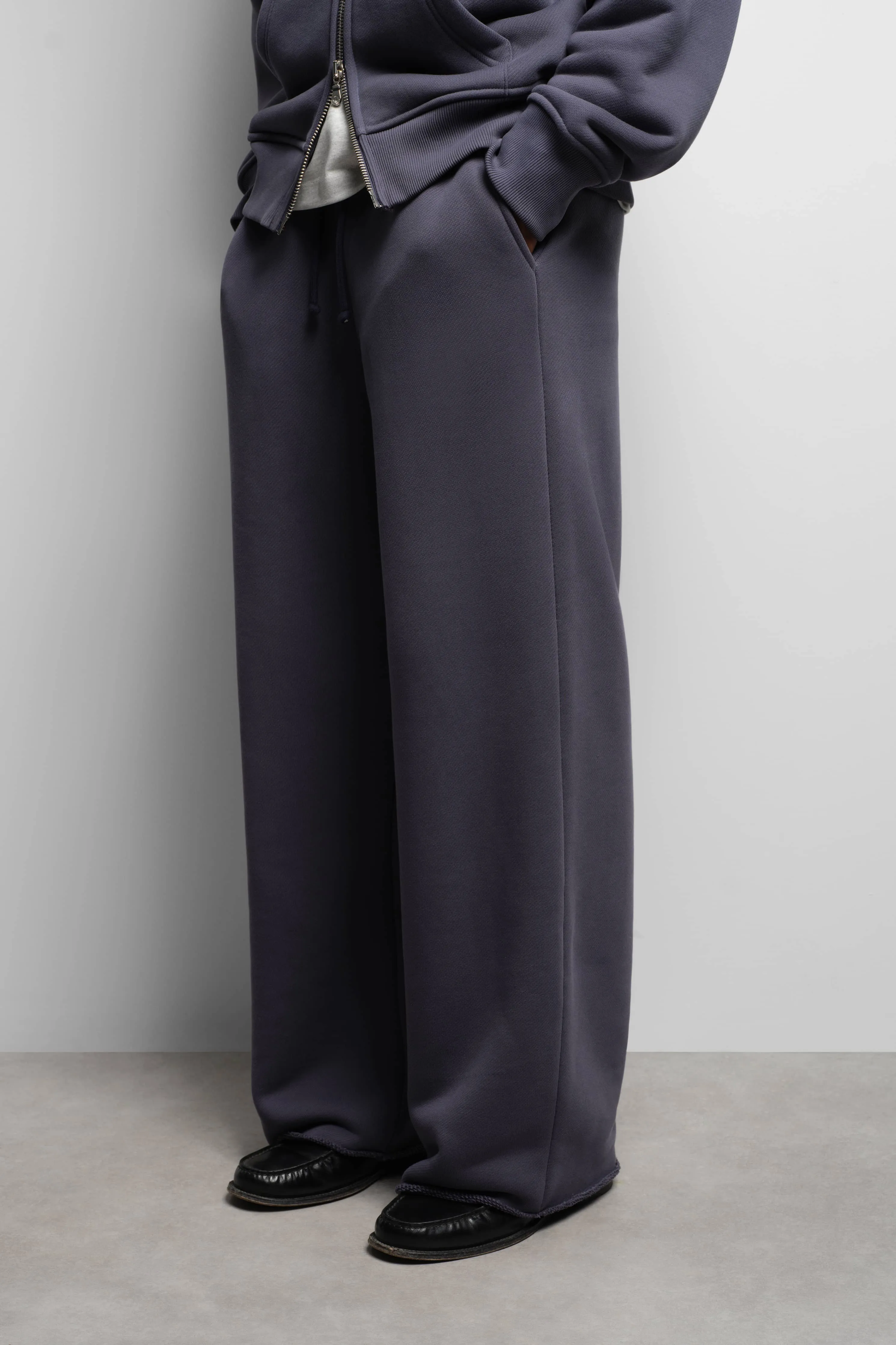 cut off sweatpant smoke blue/ecru sold by about:blank product image thumbnail 3