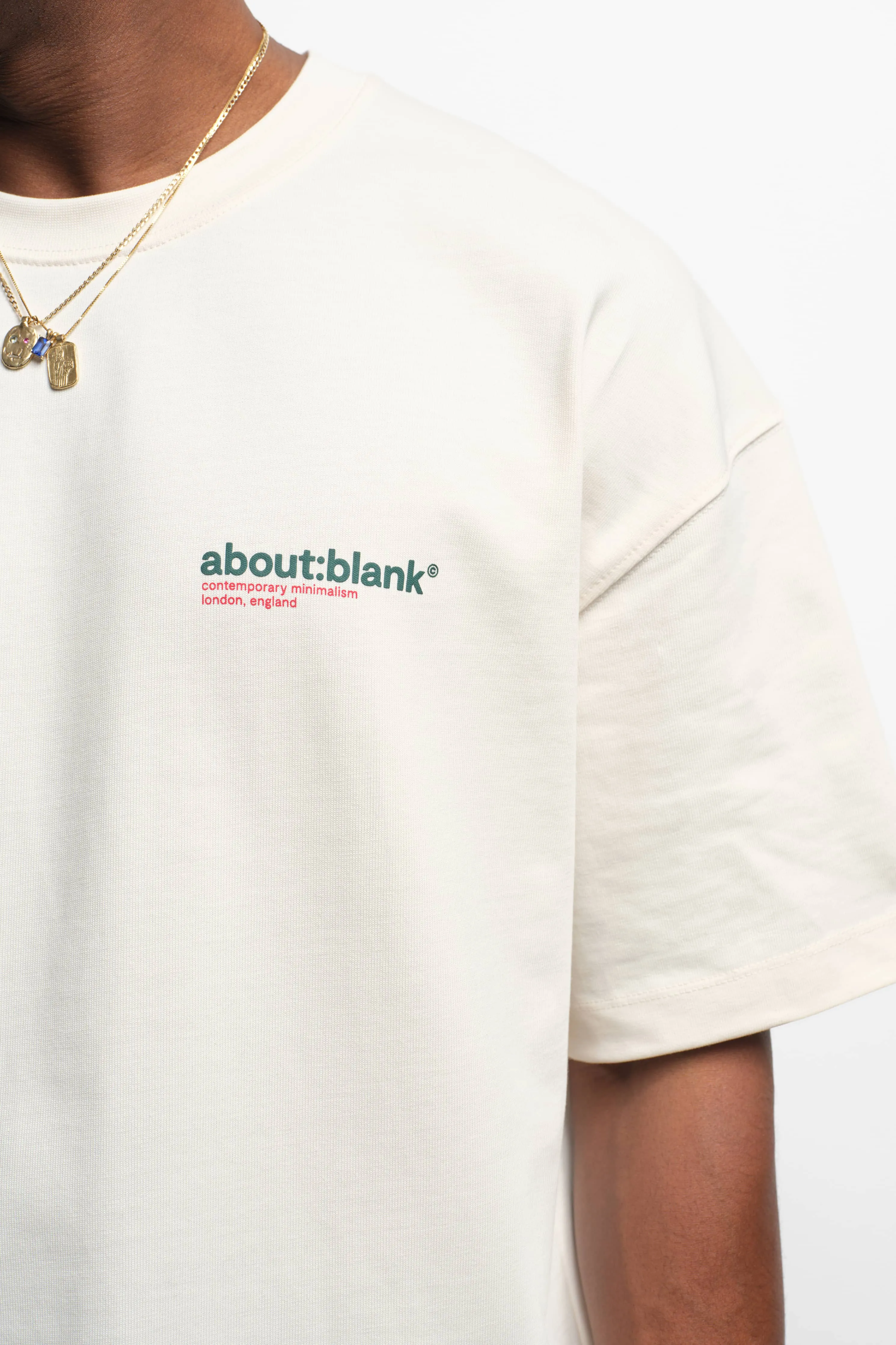 collection t-shirt oat/green/red sold by about:blank product image thumbnail 4