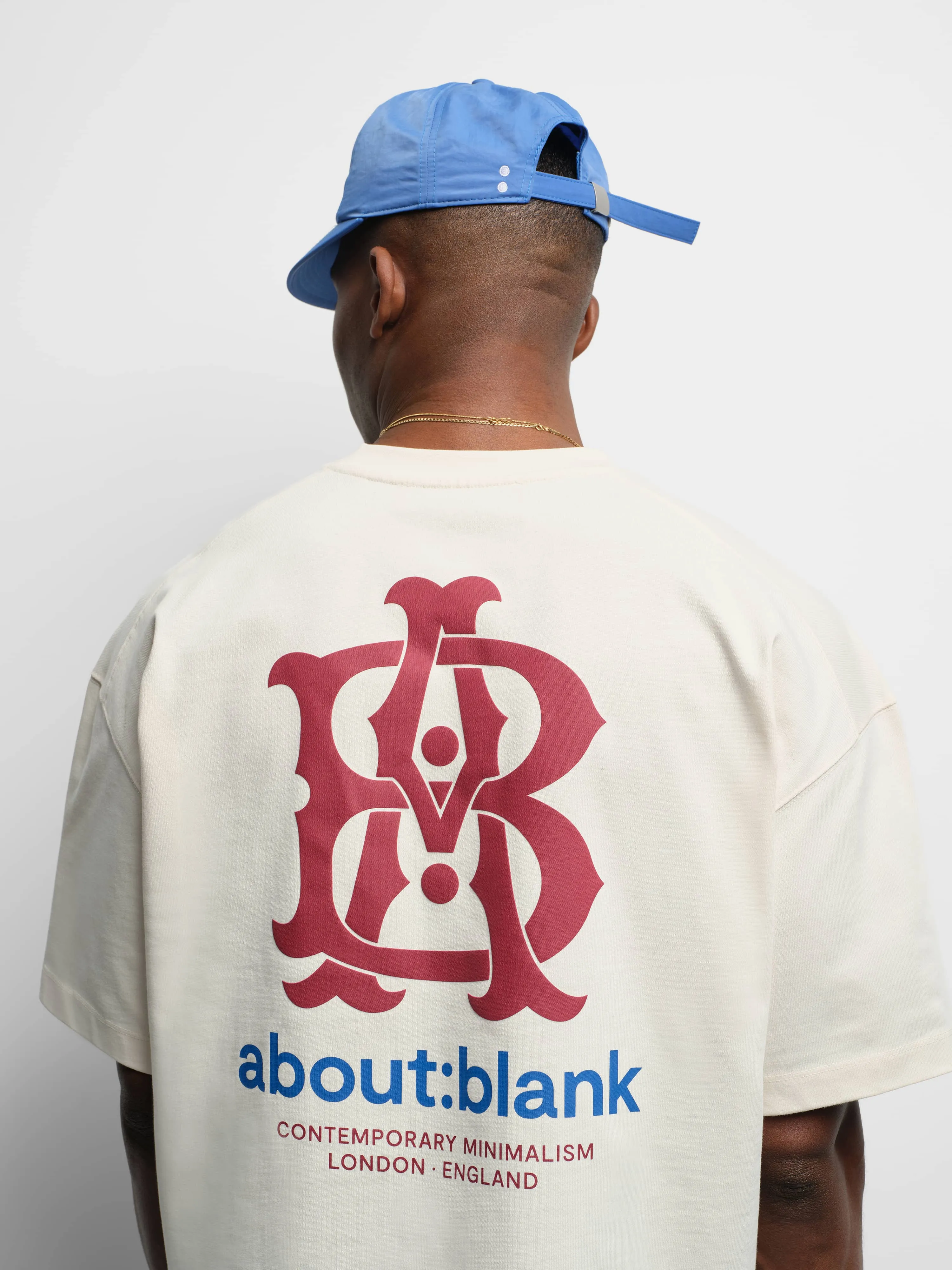 insignia t-shirt oat/red/blue sold by about:blank product image thumbnail 5