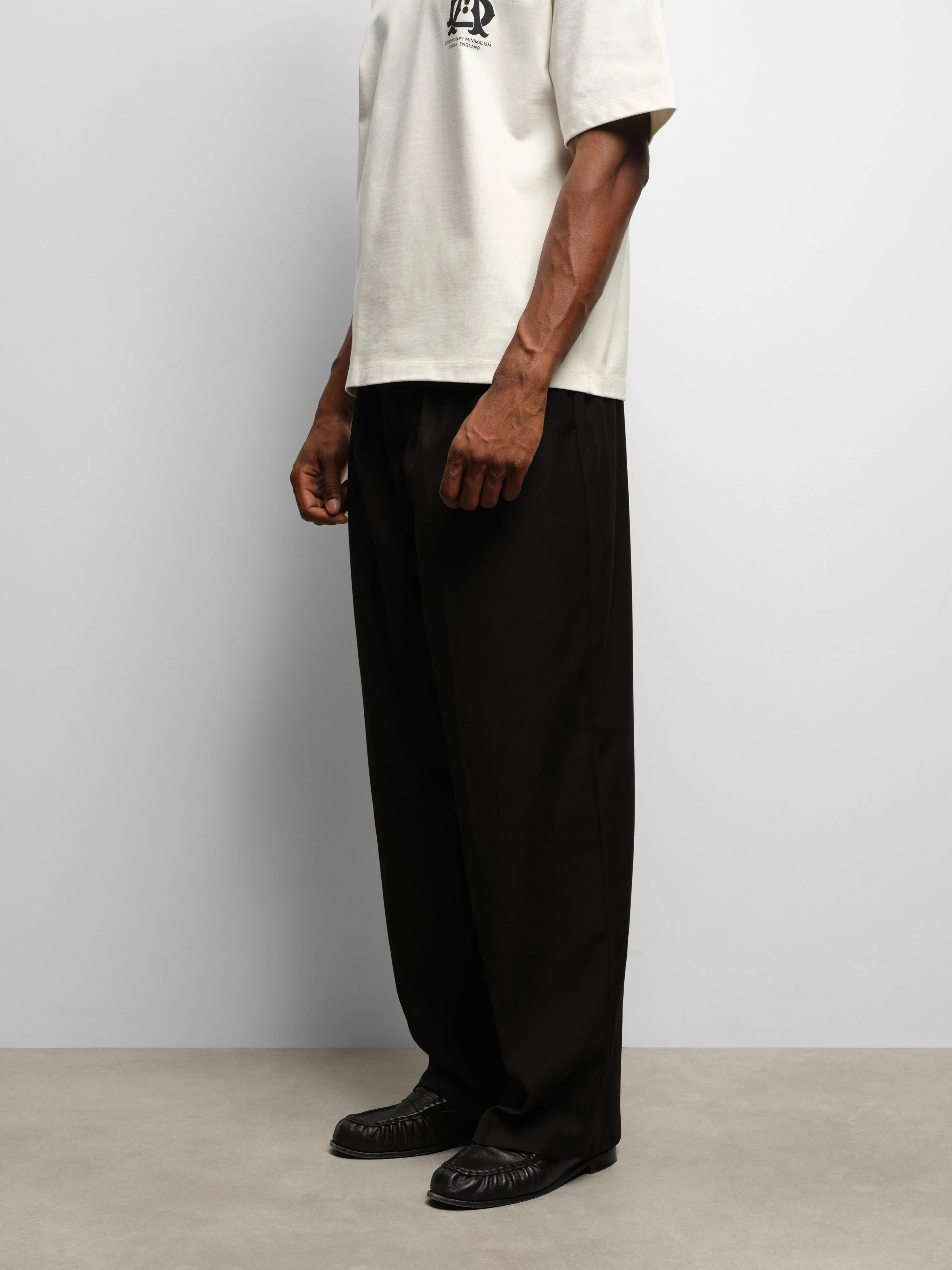 jacobsen tailored trouser black sold by about:blank product image thumbnail 4