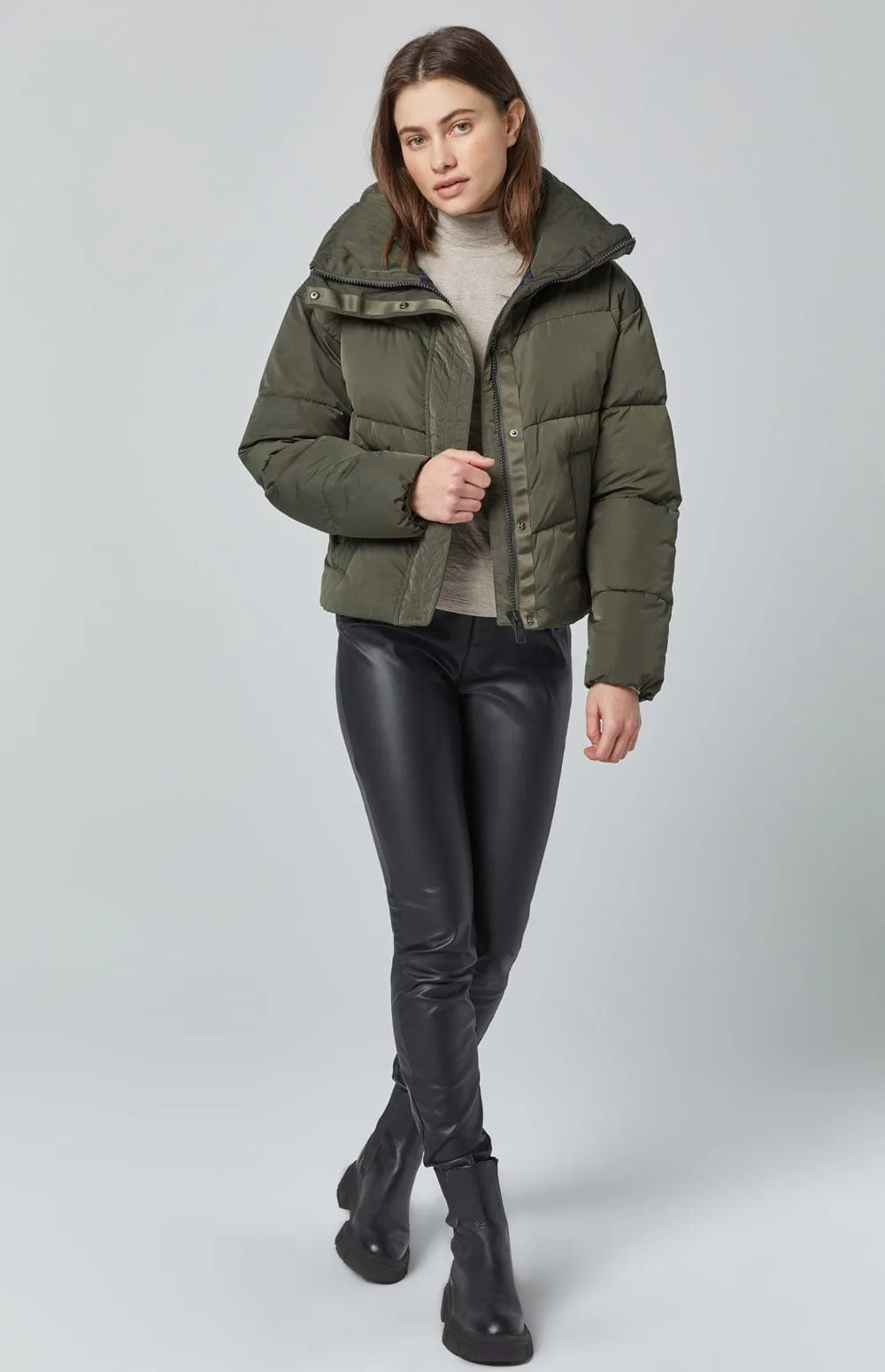 Peak Puffer II Jacket | Olive sold by Alp N Rock product image thumbnail 4