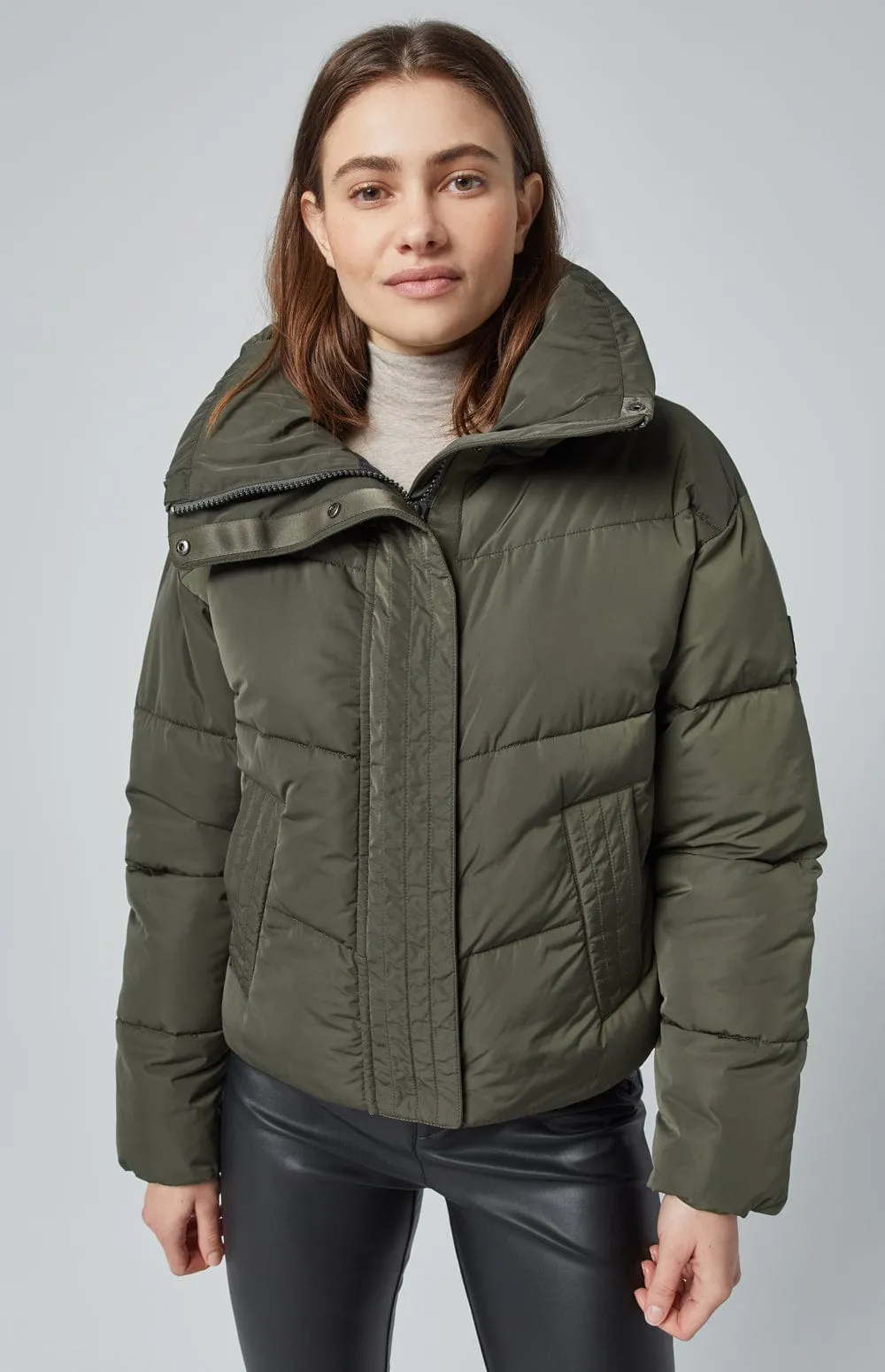 Peak Puffer II Jacket | Olive sold by Alp N Rock product image thumbnail 3