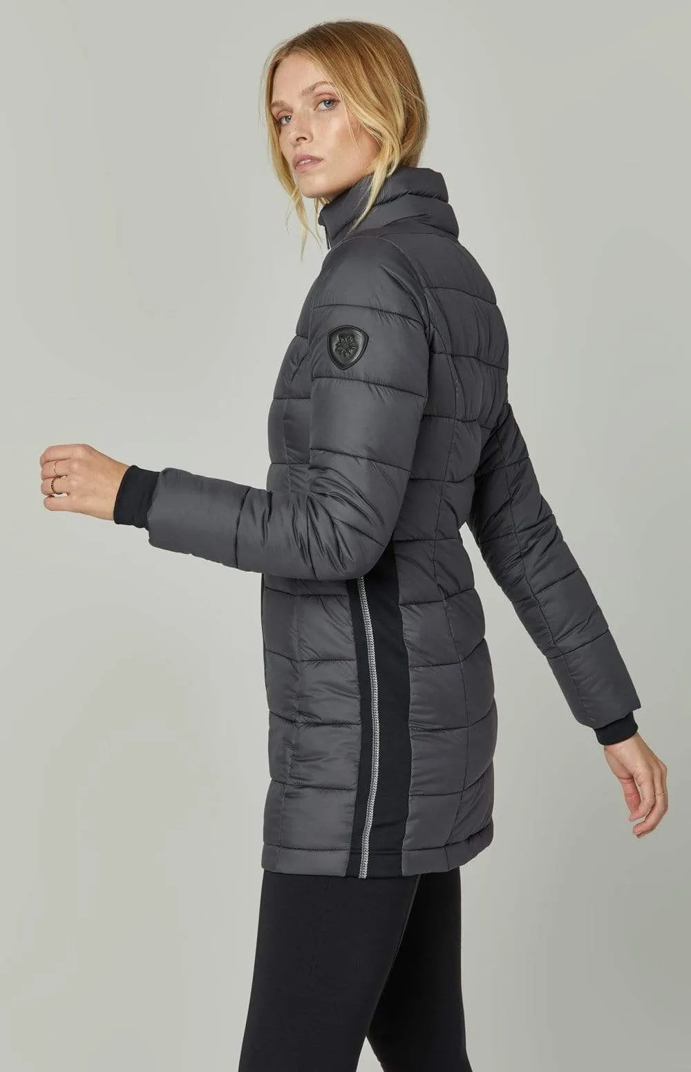 Dua Puffer Coat - Preloved sold by Alp N Rock product image thumbnail 3