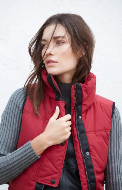 La Vitesse Cropped Vest  | Deep Red - Preloved sold by Alp N Rock