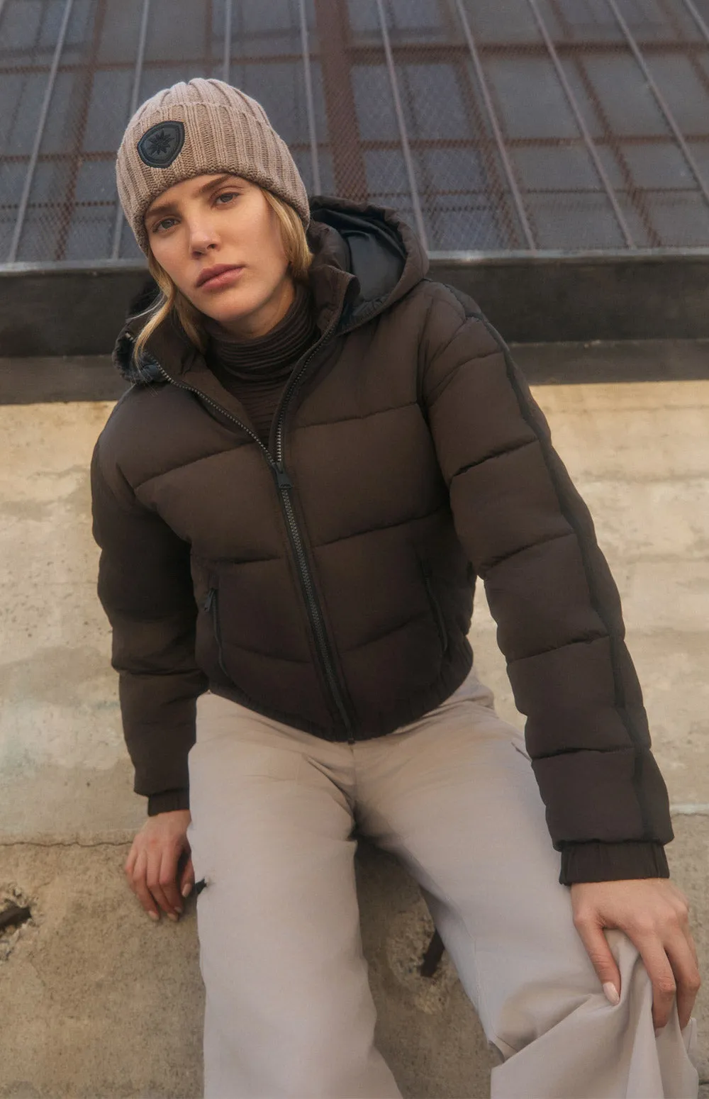 Whitney Puffer Jacket | Coffee sold by Alp N Rock product image thumbnail 3