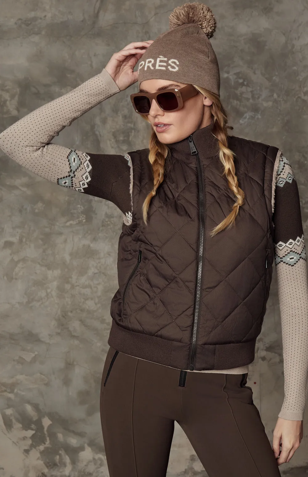 Atlas Quilted Reversible Vest | Black sold by Alp N Rock product image thumbnail 2