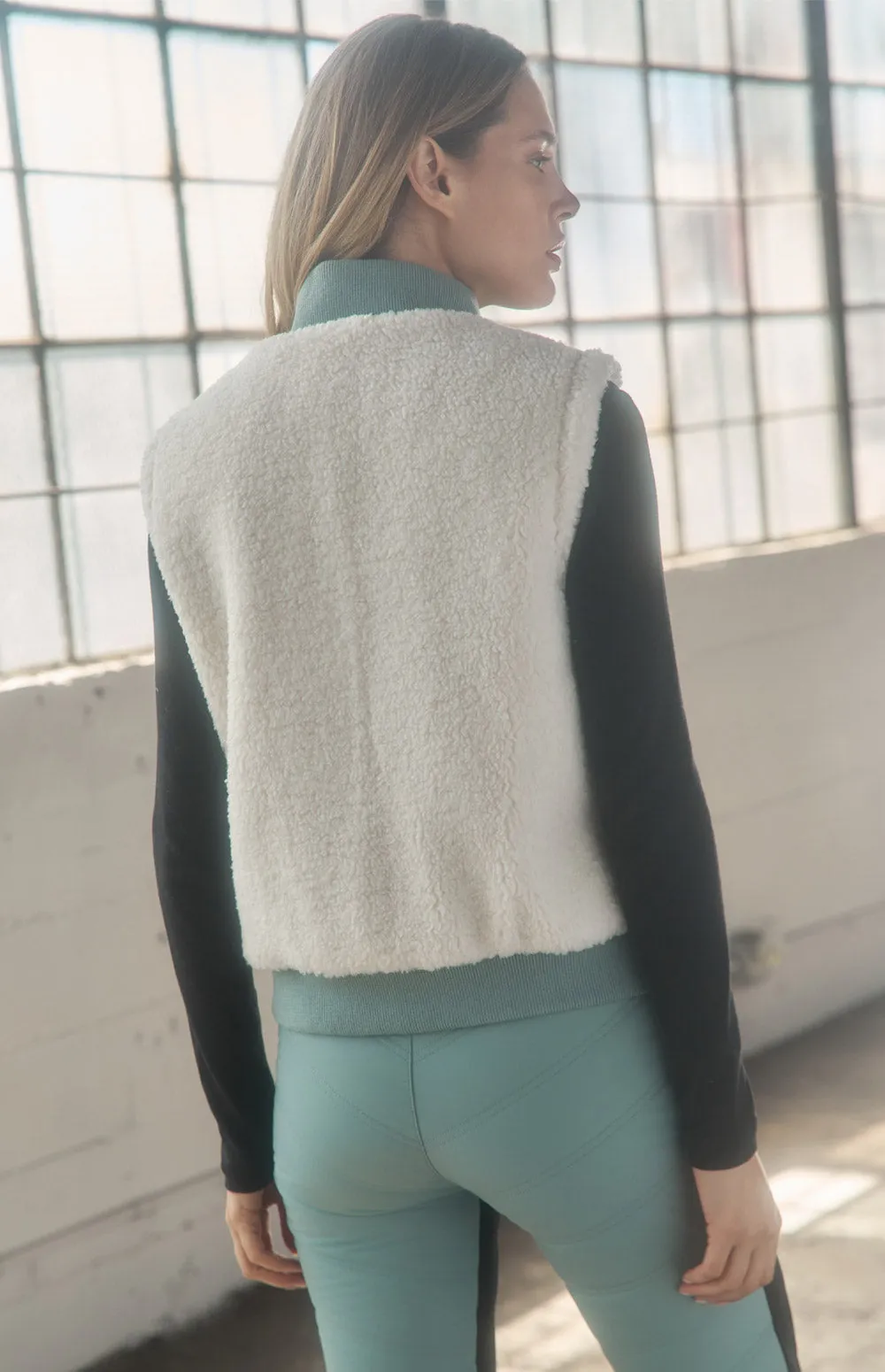 Atlas Quilted Reversible Vest | Silver Blue sold by Alp N Rock product image thumbnail 5