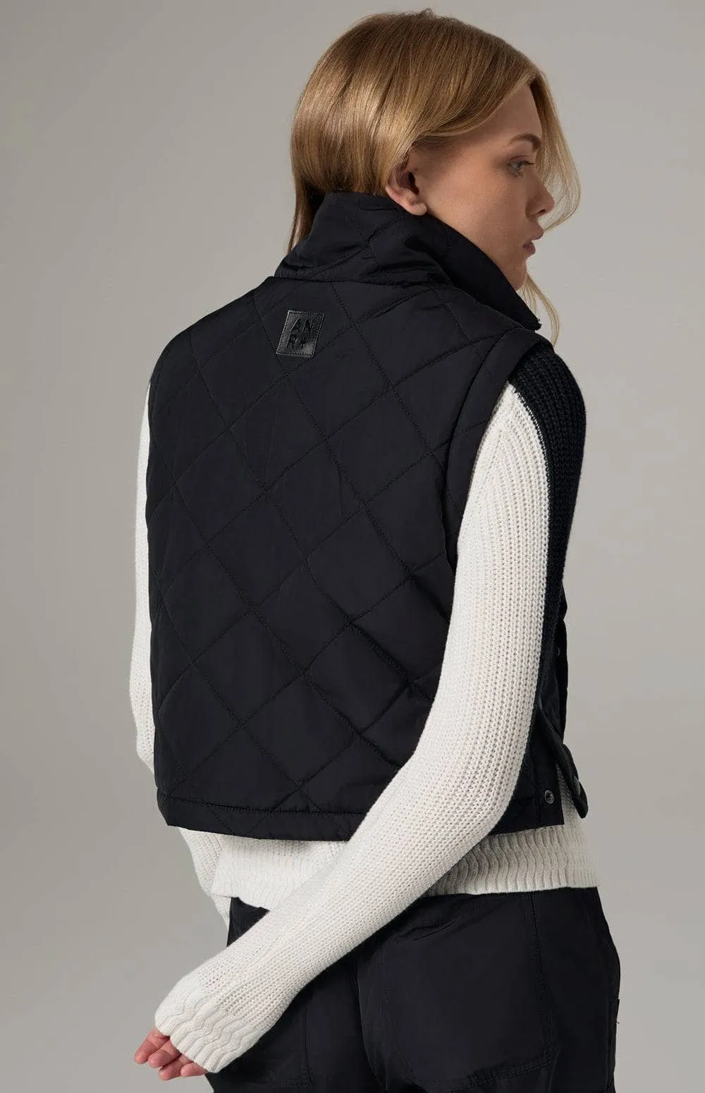 Lucerne Vest | Black sold by Alp N Rock product image thumbnail 5