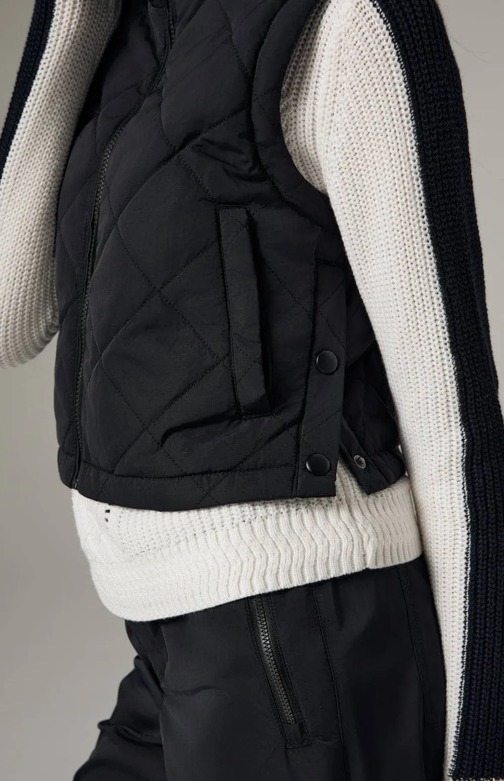 Lucerne Vest | Black sold by Alp N Rock product image thumbnail 4