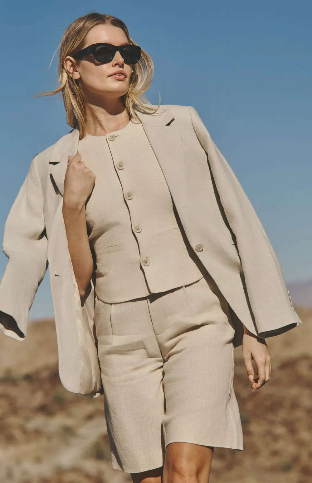 Edith Linen Vest | Pumice sold by Alp N Rock product image thumbnail 3