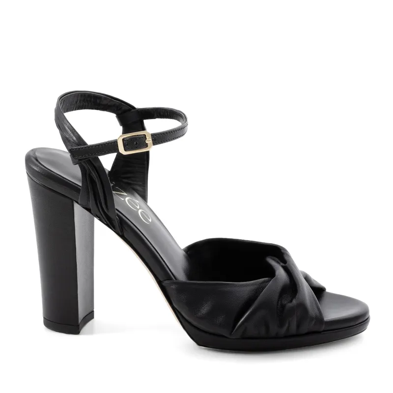 Simone Sandal made by Elizée