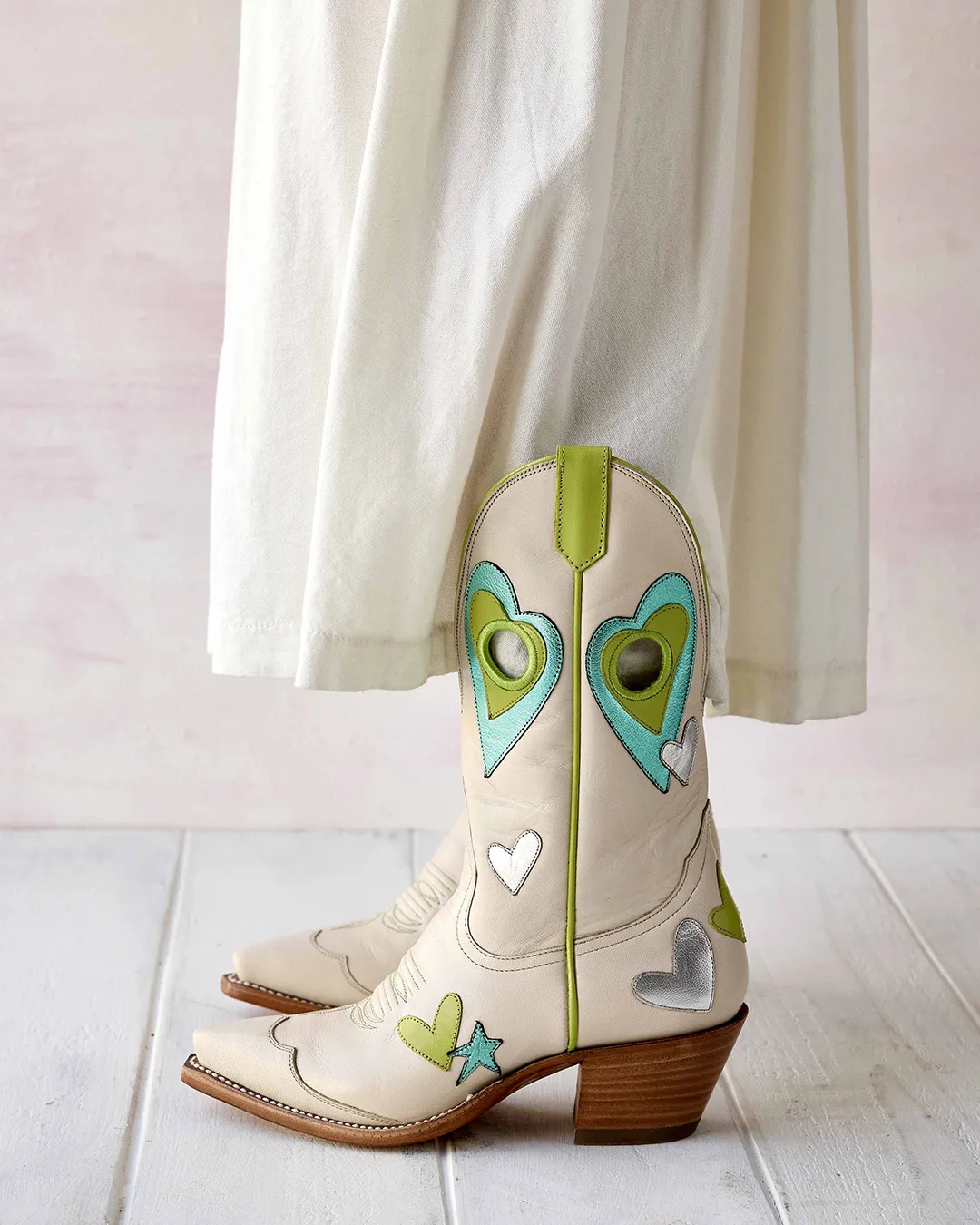 Lucy Crème sold by Miron Crosby product image thumbnail 3