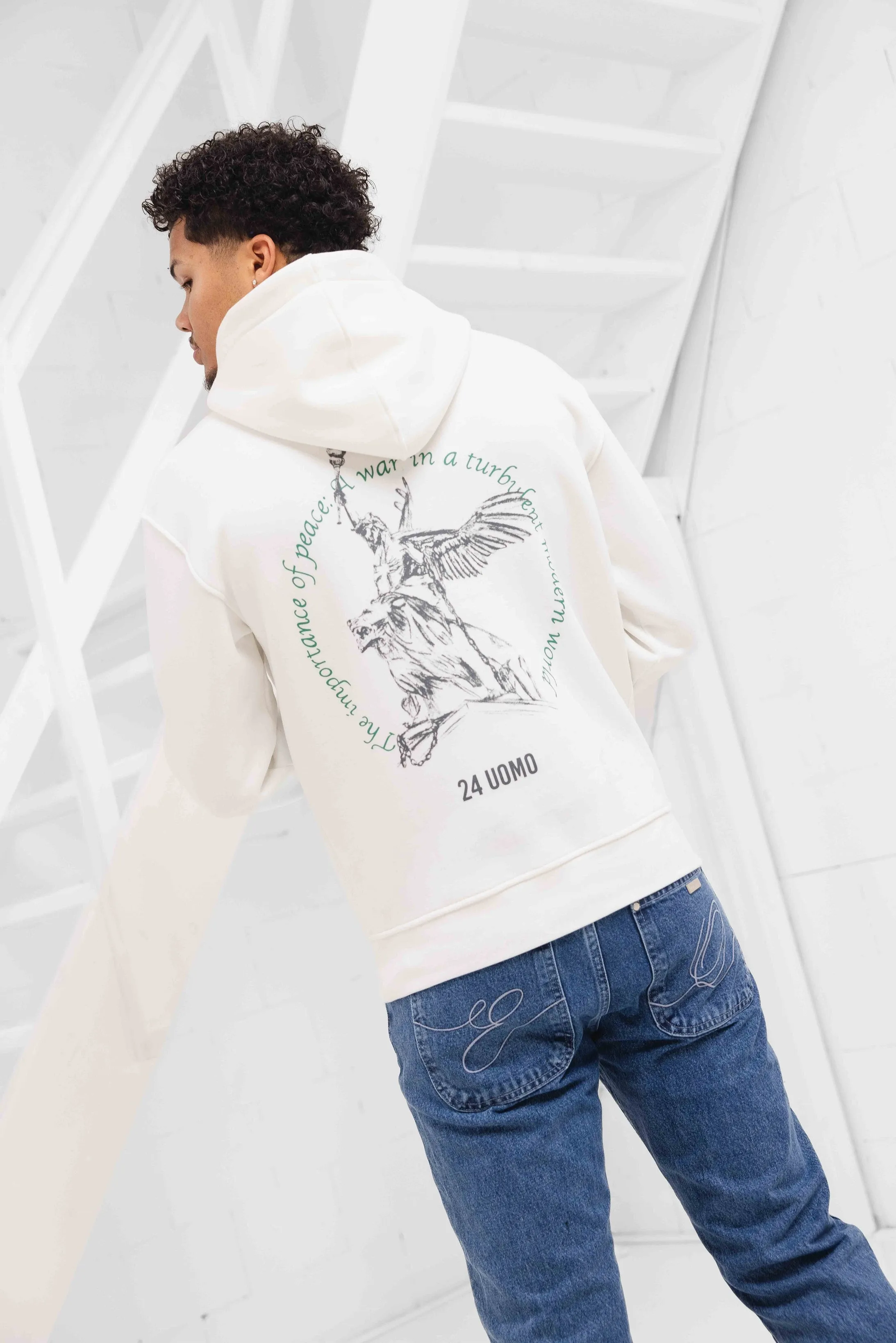 Statue Hoodie Off-White sold by 24 Uomo product image thumbnail 5