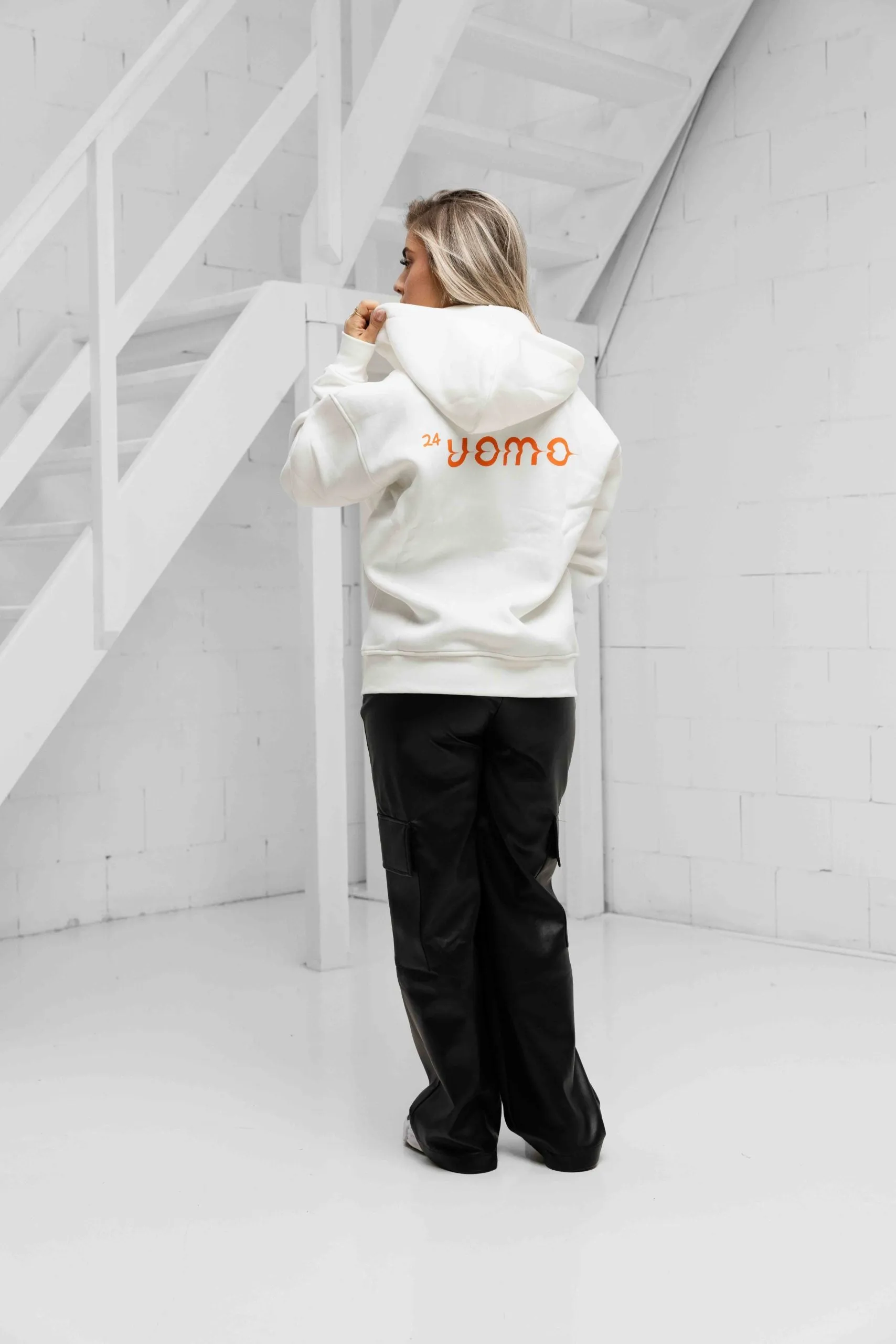Mirror Zipped Oversized Hoodie Off-White Dames sold by 24 Uomo product image thumbnail 4