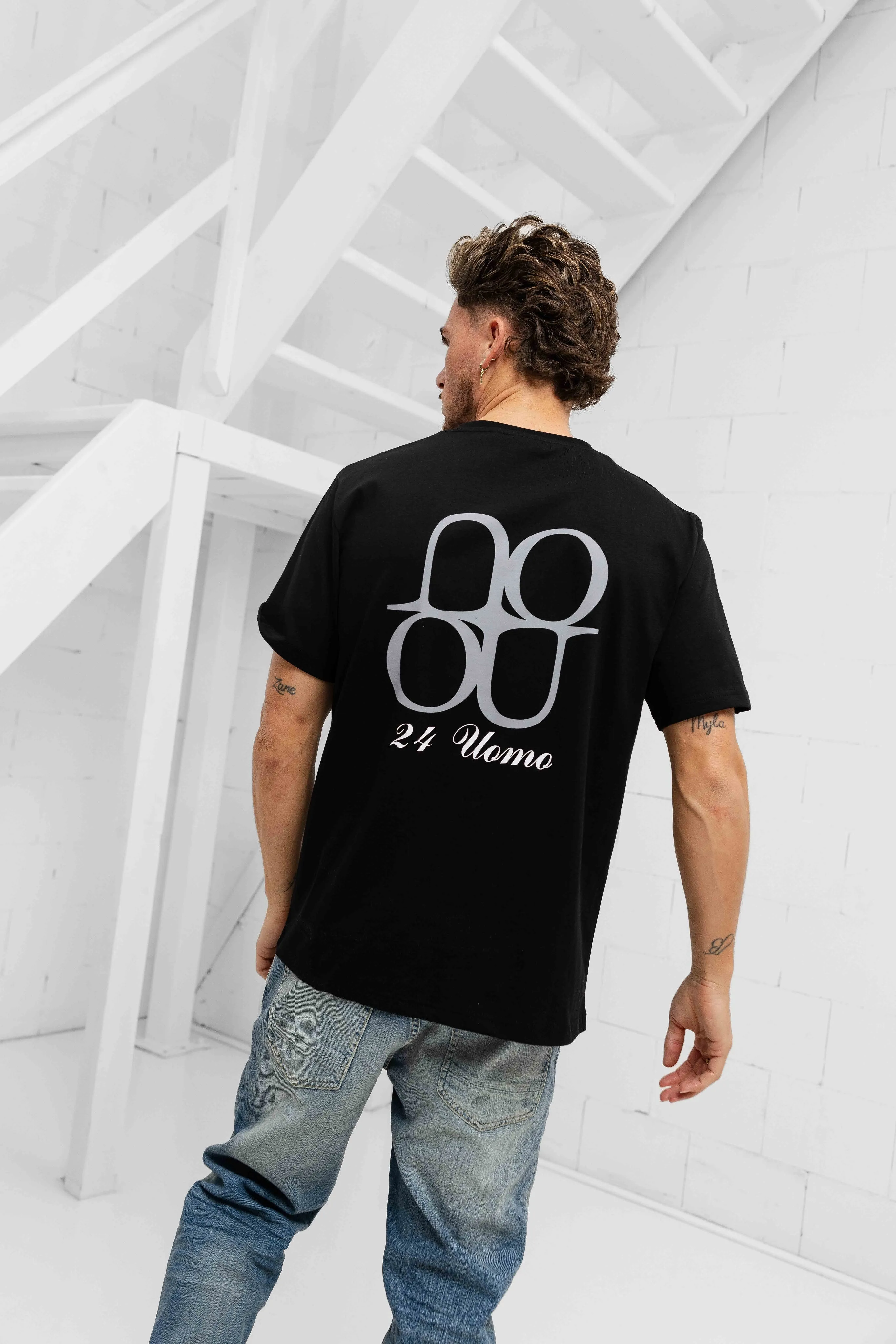 Symbol T-shirt Heren Zwart sold by 24 Uomo product image thumbnail 2