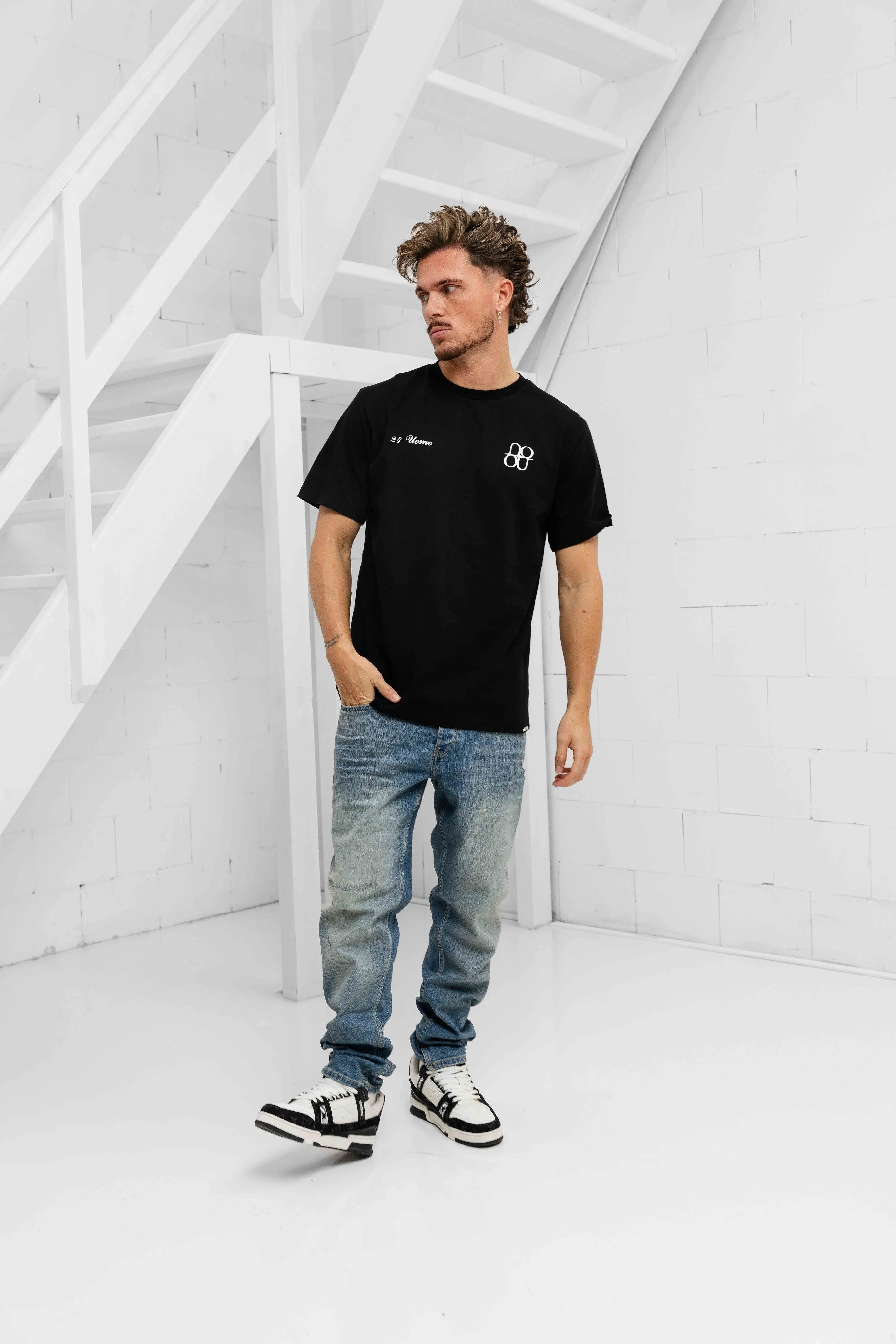 Symbol T-shirt Heren Zwart sold by 24 Uomo product image thumbnail 3