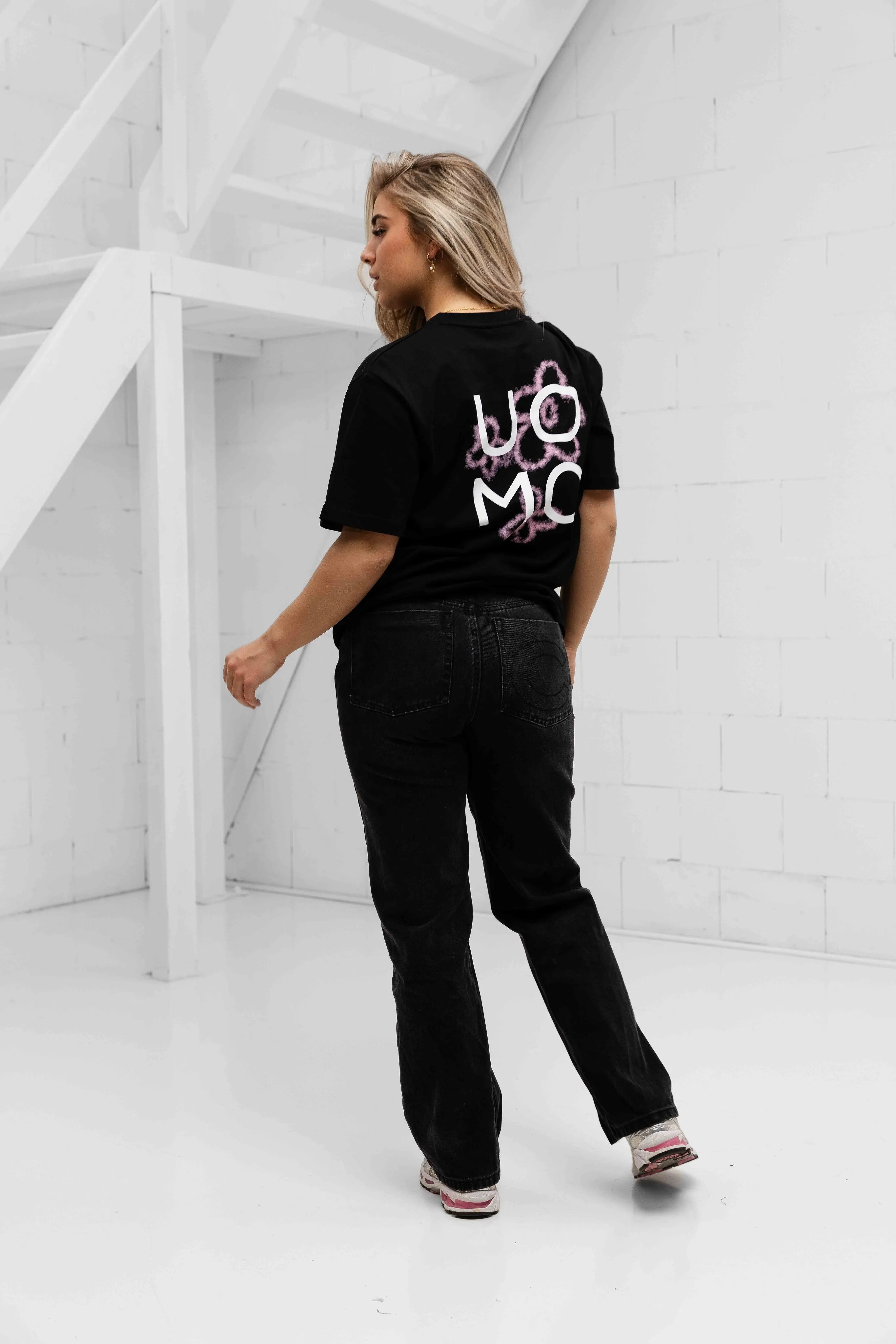 Flora 2.0 T-shirt Dames Zwart sold by 24 Uomo product image thumbnail 3