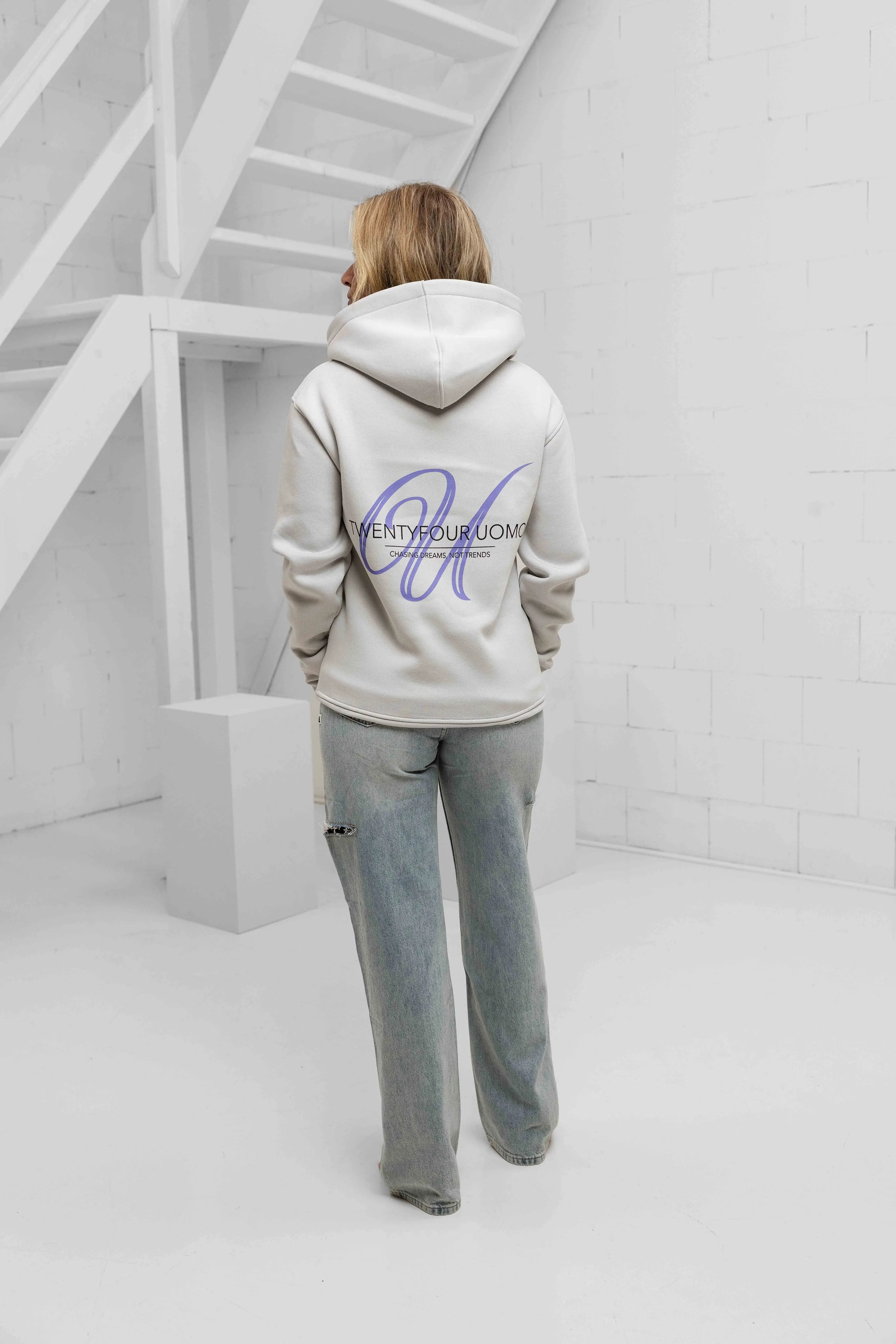 Initial Hoodie Dames Mid Grey sold by 24 Uomo product image thumbnail 3