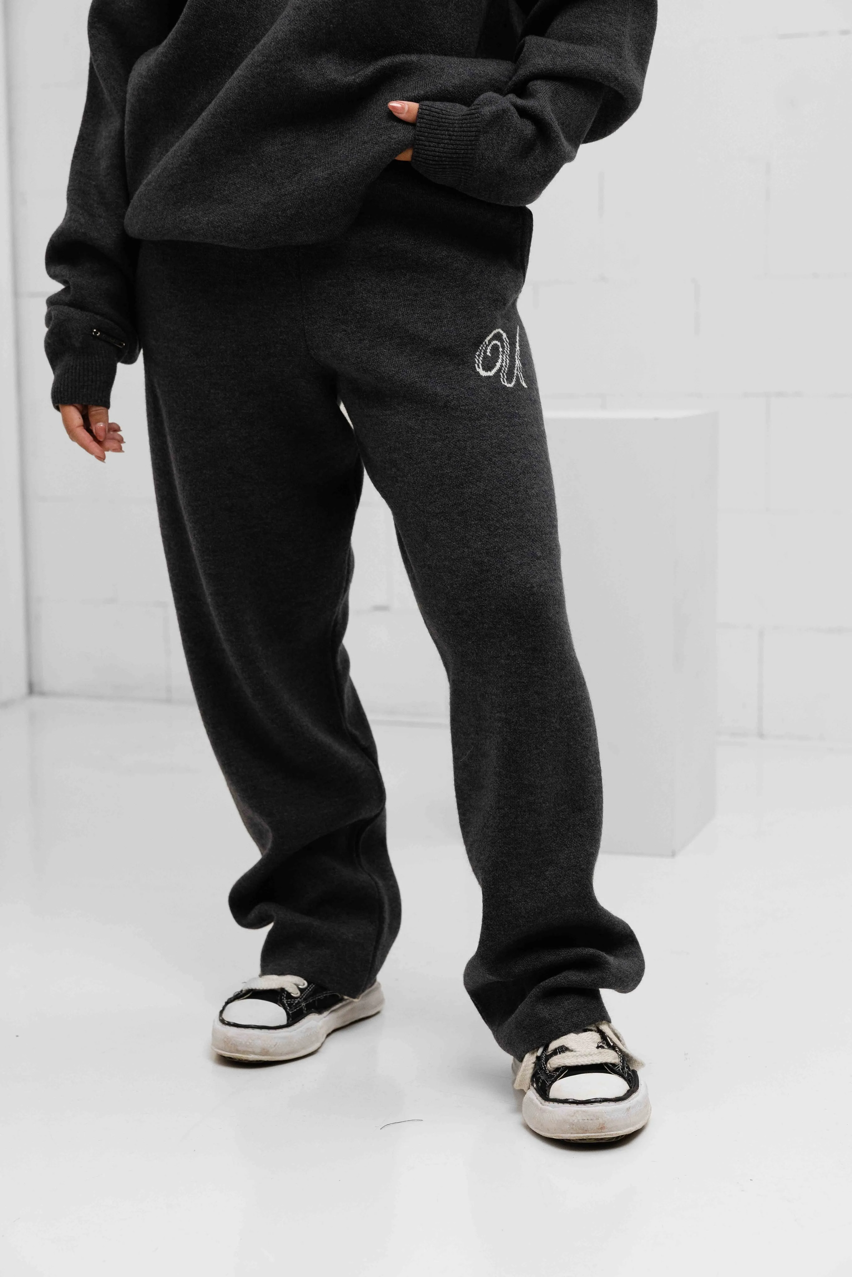 Knitted Trainingspak Dames Dark Grey sold by 24 Uomo product image thumbnail 5