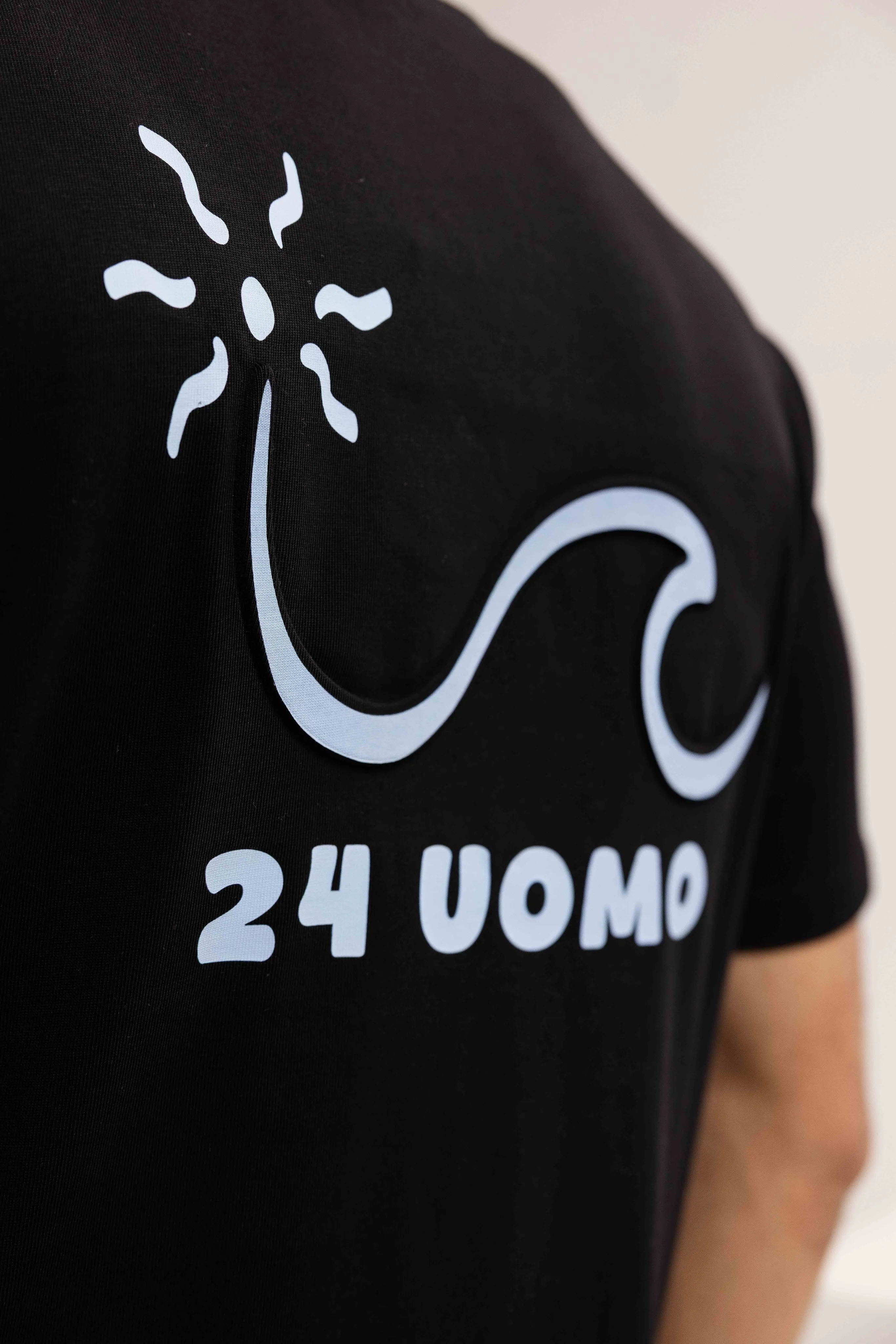 Wave T-shirt Heren Zwart sold by 24 Uomo product image thumbnail 5