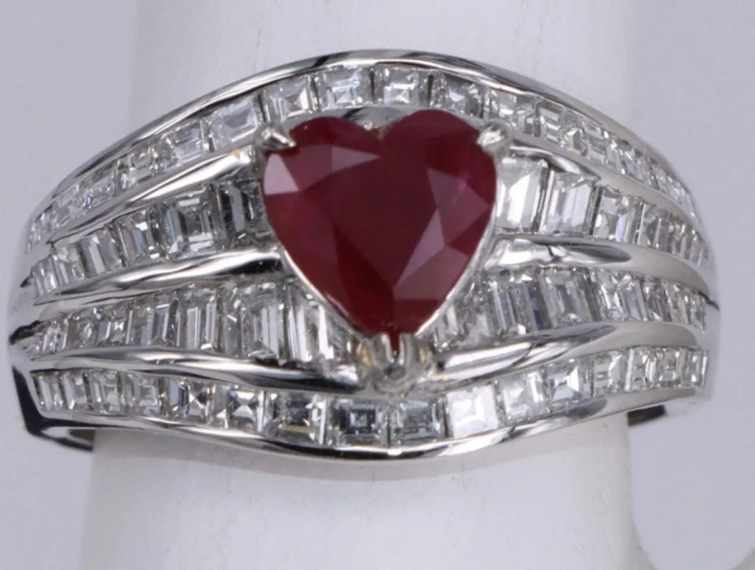 Bague Coeur Rubis et Diamant fantaisie en or blanc sold by 58 Facettes