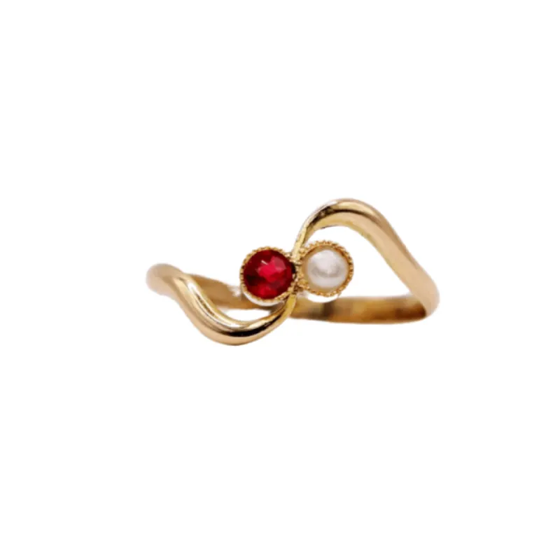 Bague ancienne, rubis et perle sold by 58 Facettes