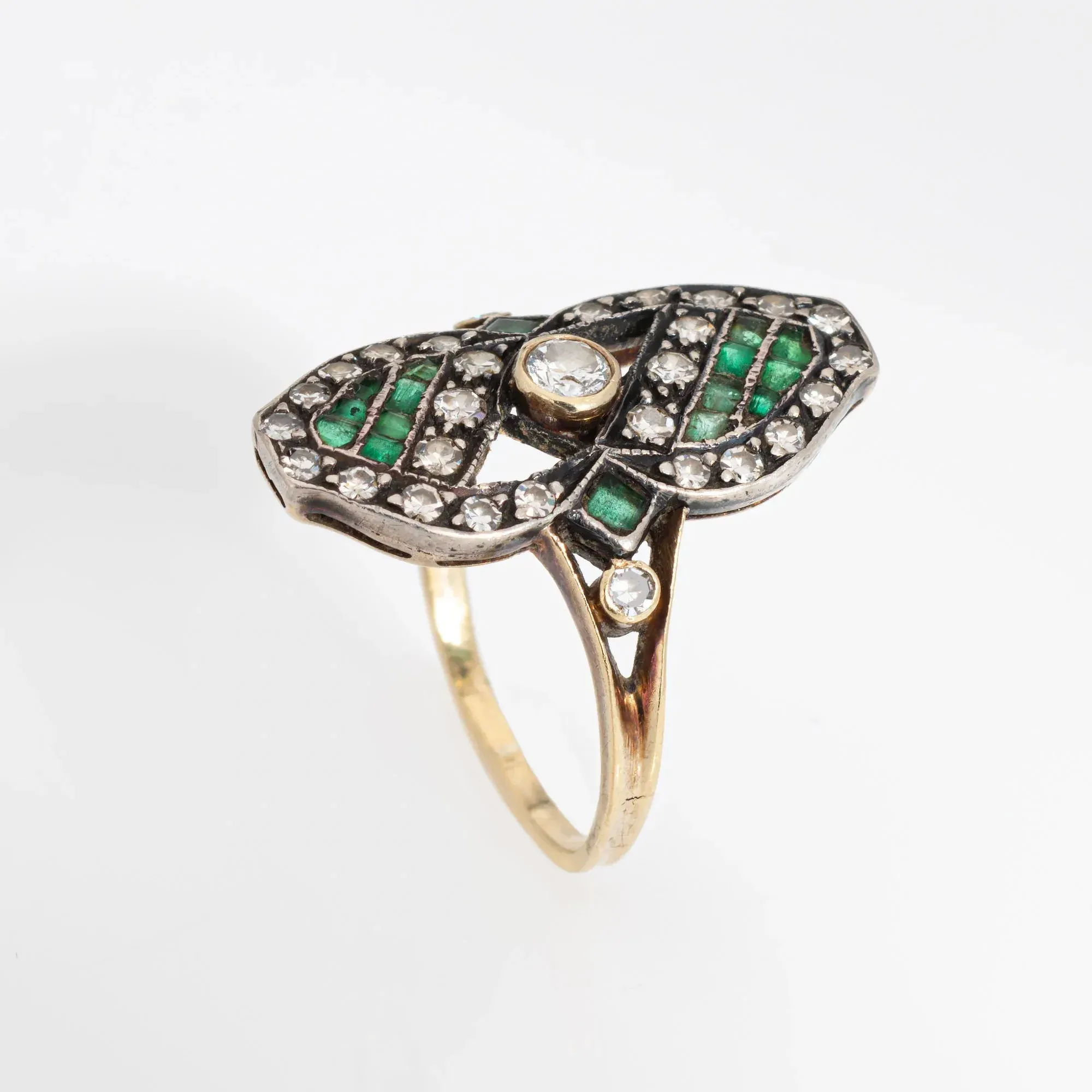 Bague vintage diamants émeraudes sold by 58 Facettes product image thumbnail 3