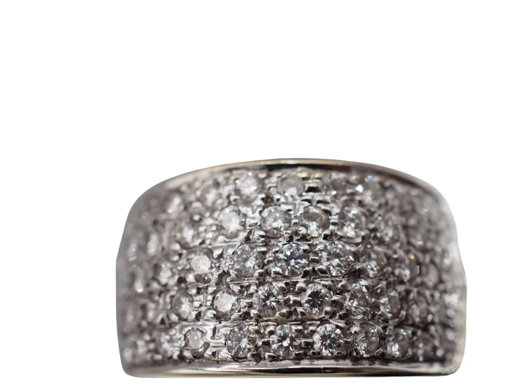 Bague jonc or blanc pavage diamants sold by 58 Facettes