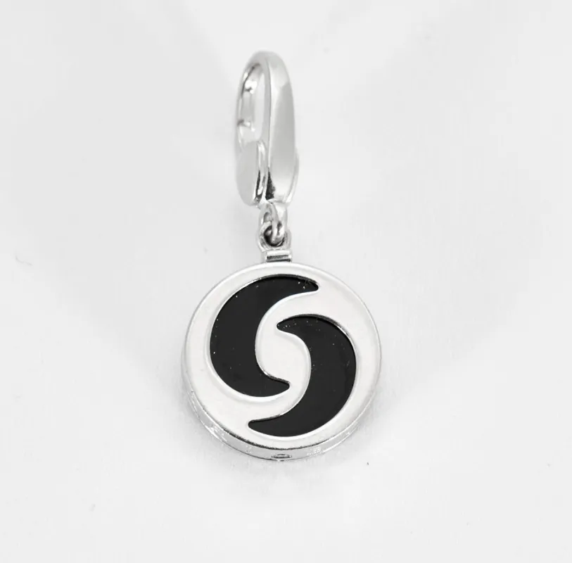 BULGARI - Pendentif Yin & Yang en or gris et onyx sold by 58 Facettes