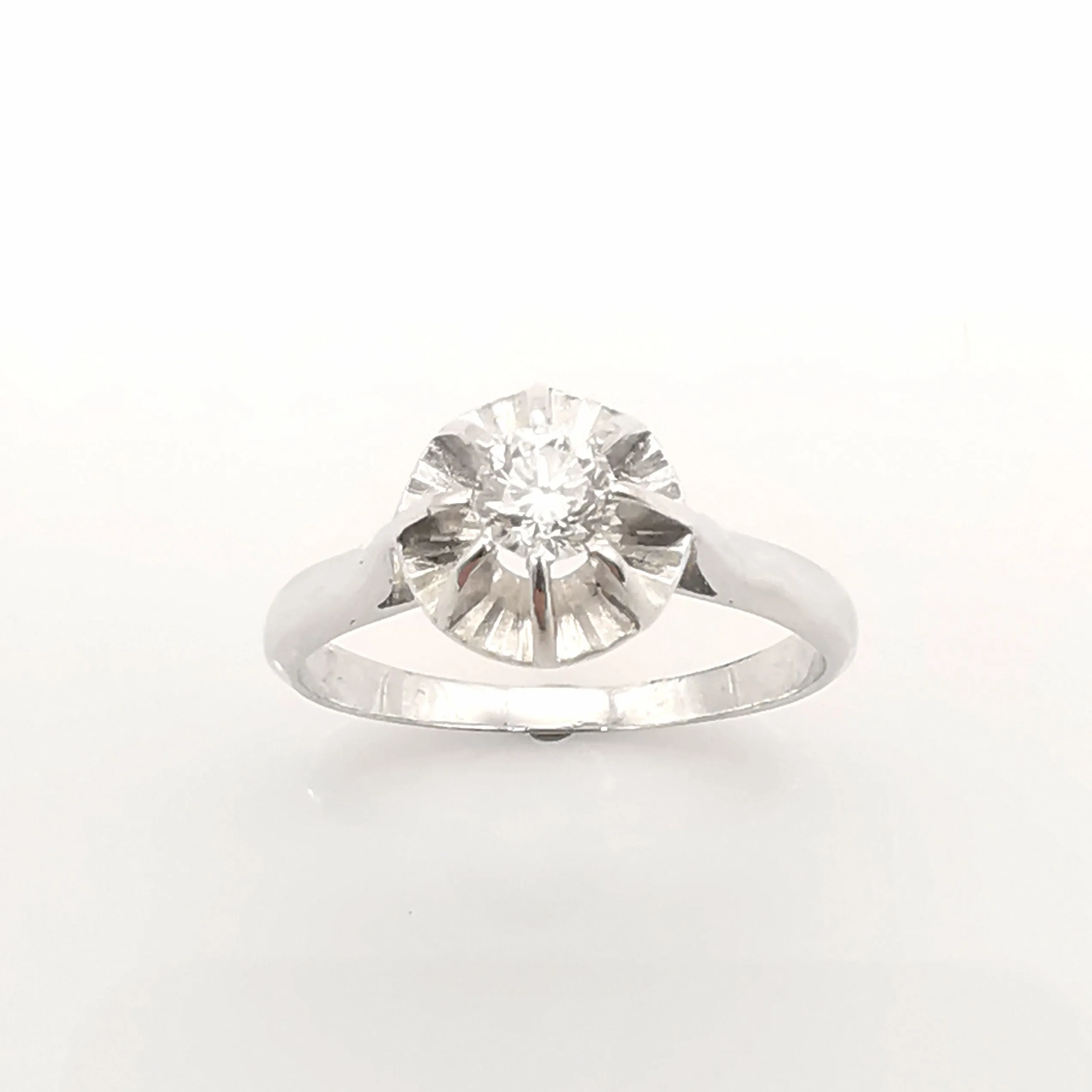 Bague solitaire en or blanc 18 carats et diamant sold by 58 Facettes product image thumbnail 5