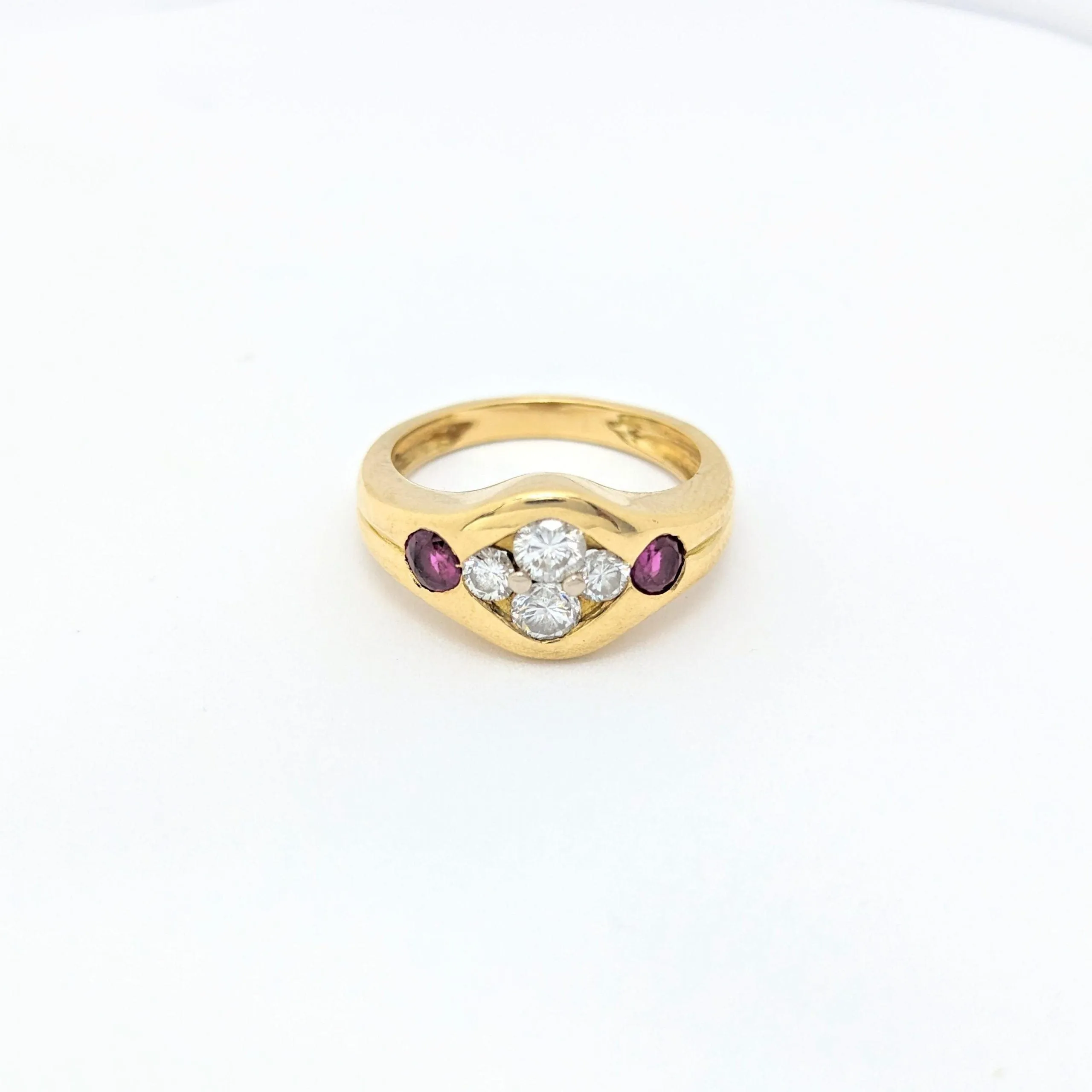 Bague or jaune diamants et rubis sold by 58 Facettes product image thumbnail 2