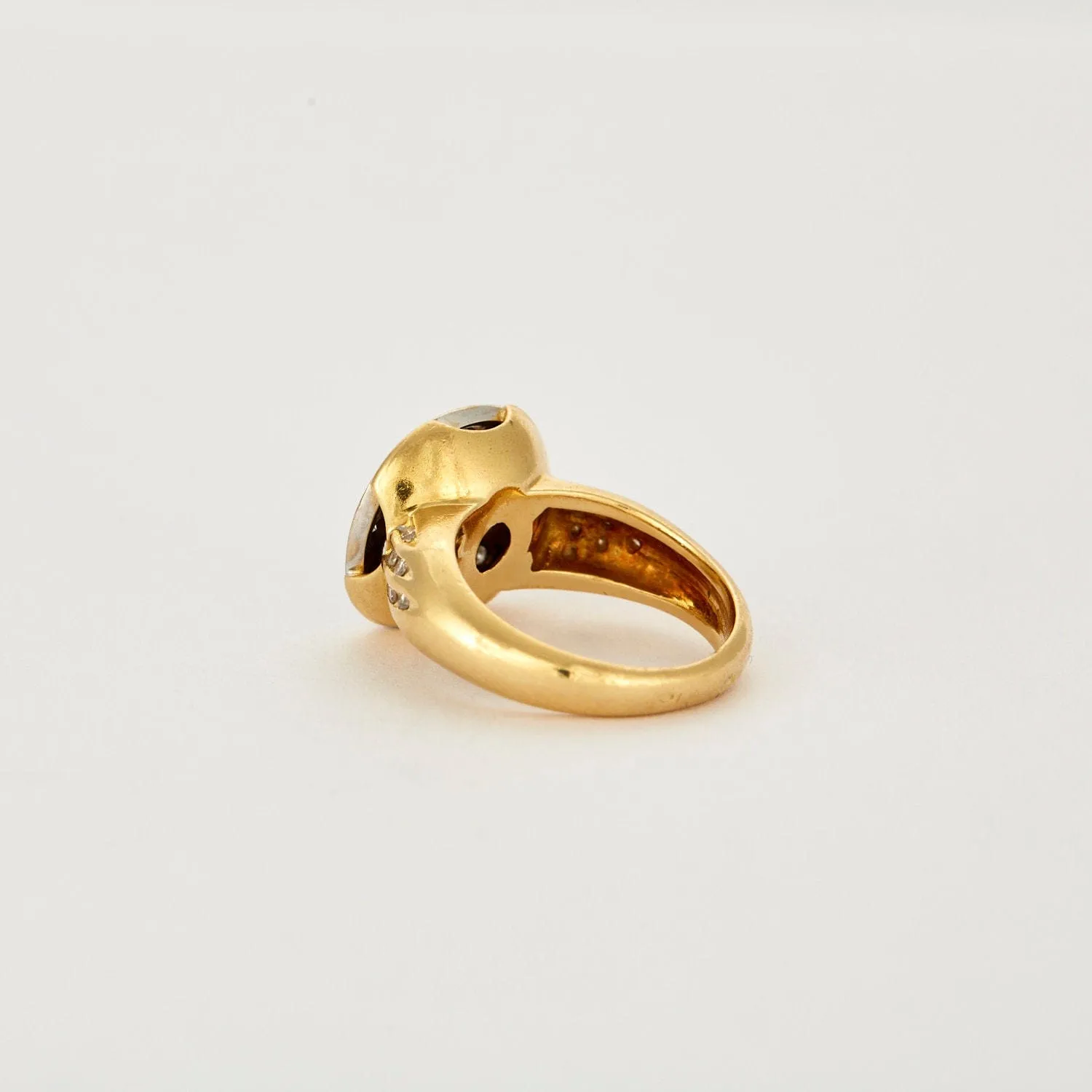 Bague en or jaune et or blanc avec diamants sold by 58 Facettes product image thumbnail 5