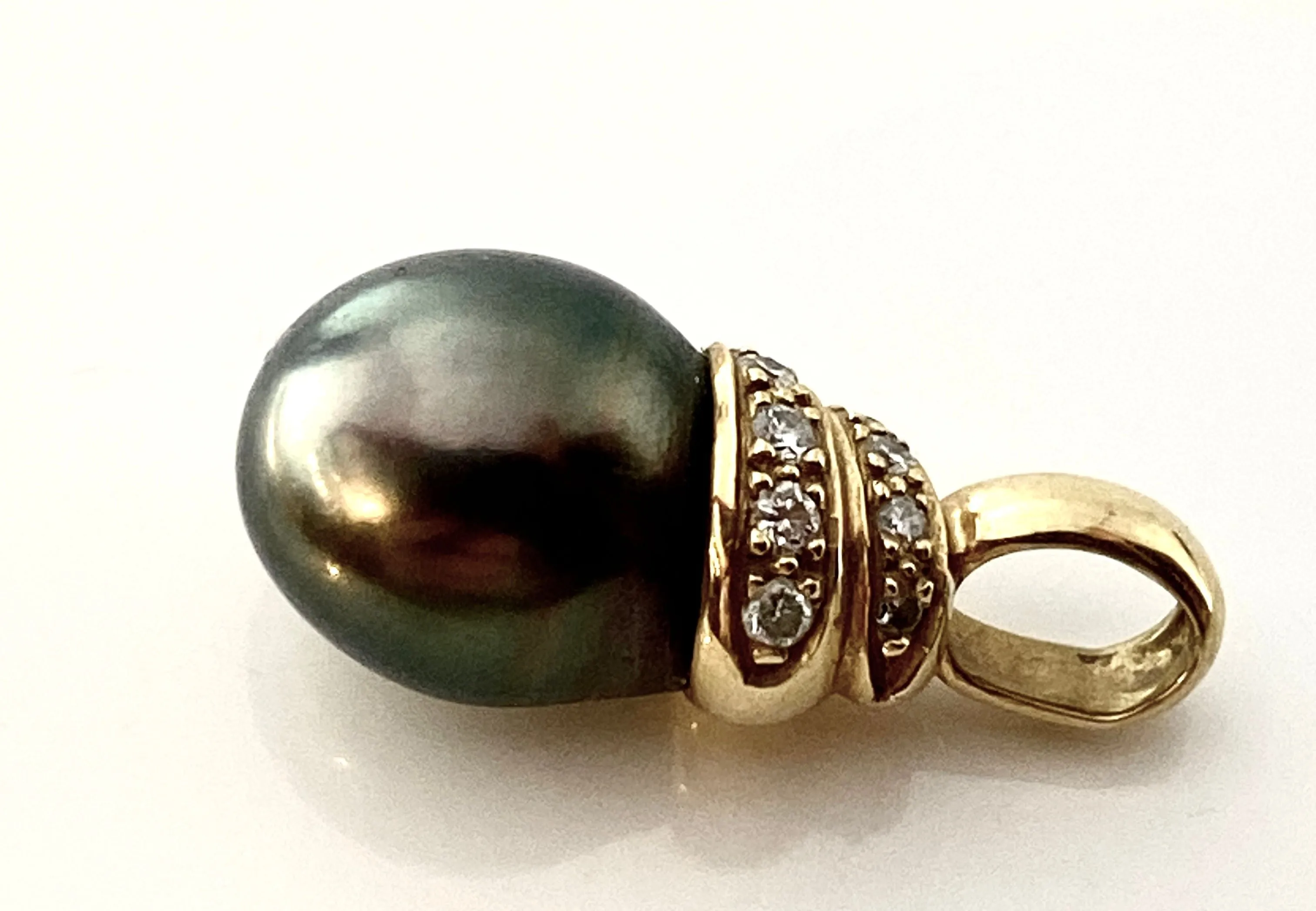 Pendentif en or jaune, perle de tahiti et diamants sold by 58 Facettes product image thumbnail 3