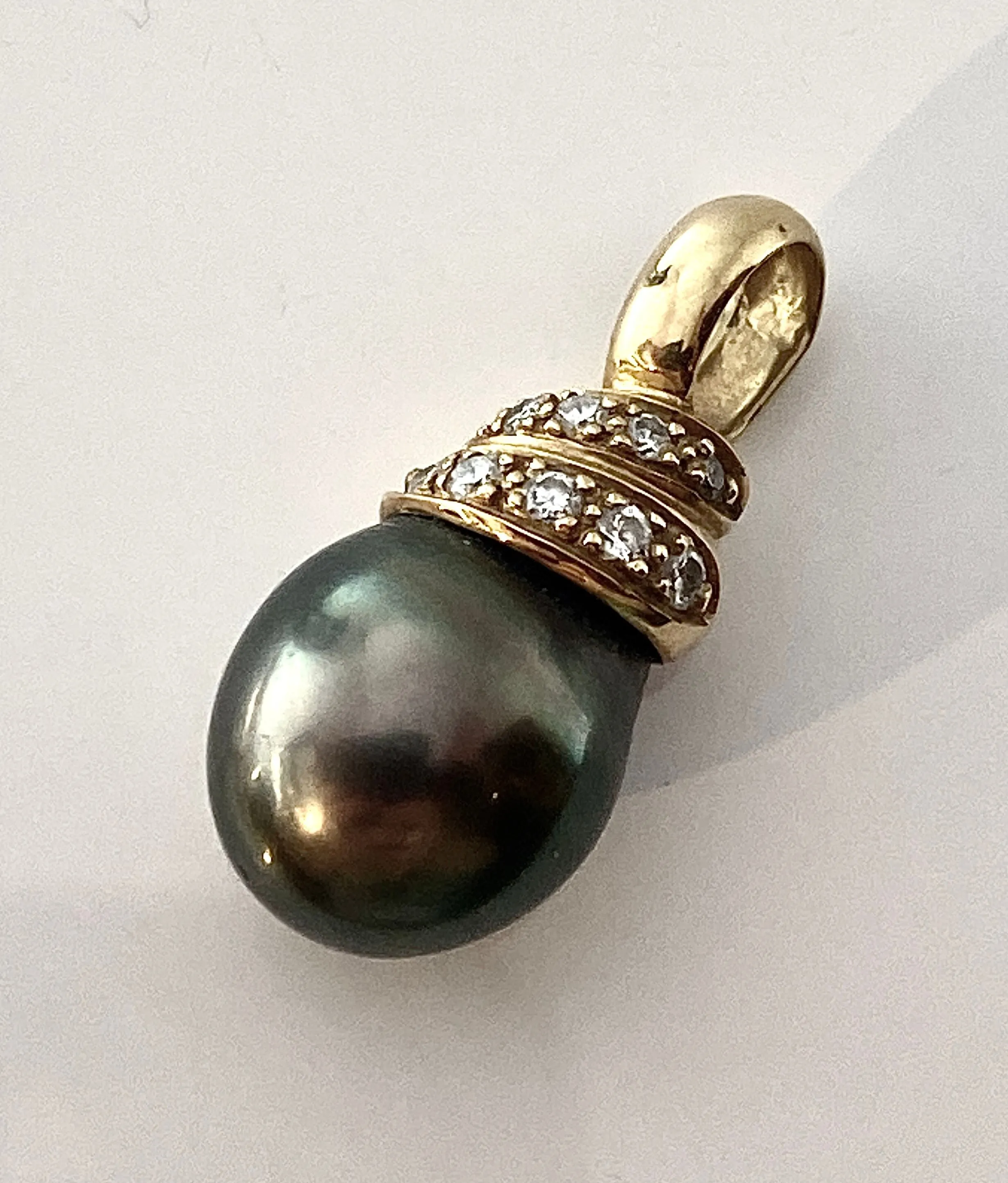 Pendentif en or jaune, perle de tahiti et diamants sold by 58 Facettes product image thumbnail 5