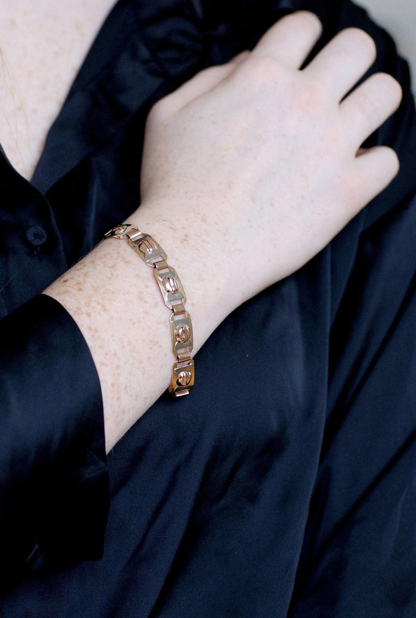 Bracelet Art Déco trois ors sold by 58 Facettes product image thumbnail 2