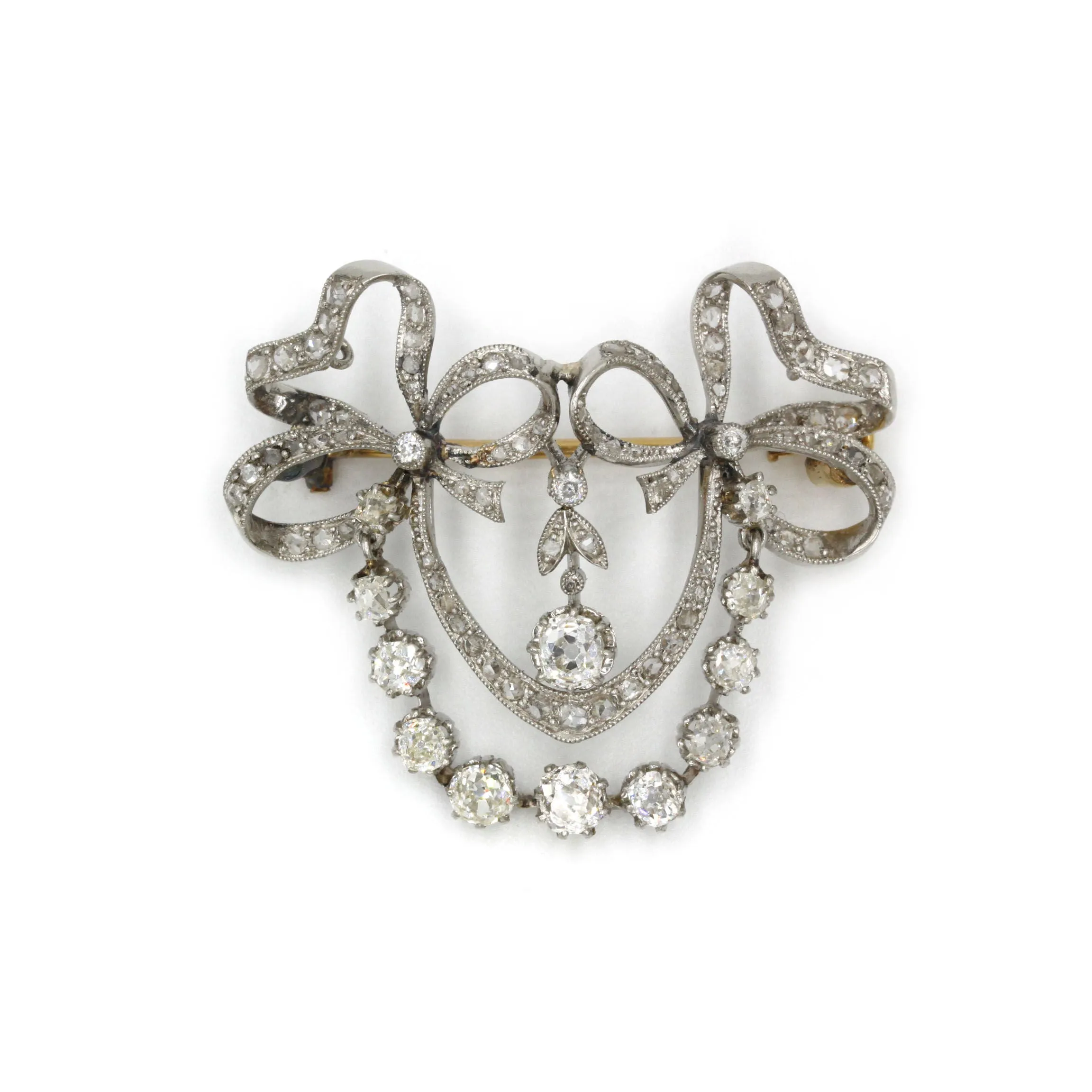 Broche - Or, Platine et diamants sold by 58 Facettes